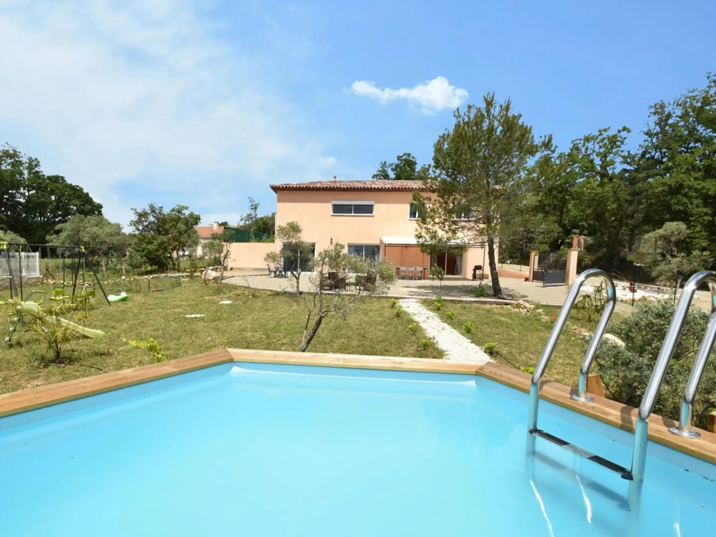 Air-conditioned villa with private pool,near by Verdon gorge