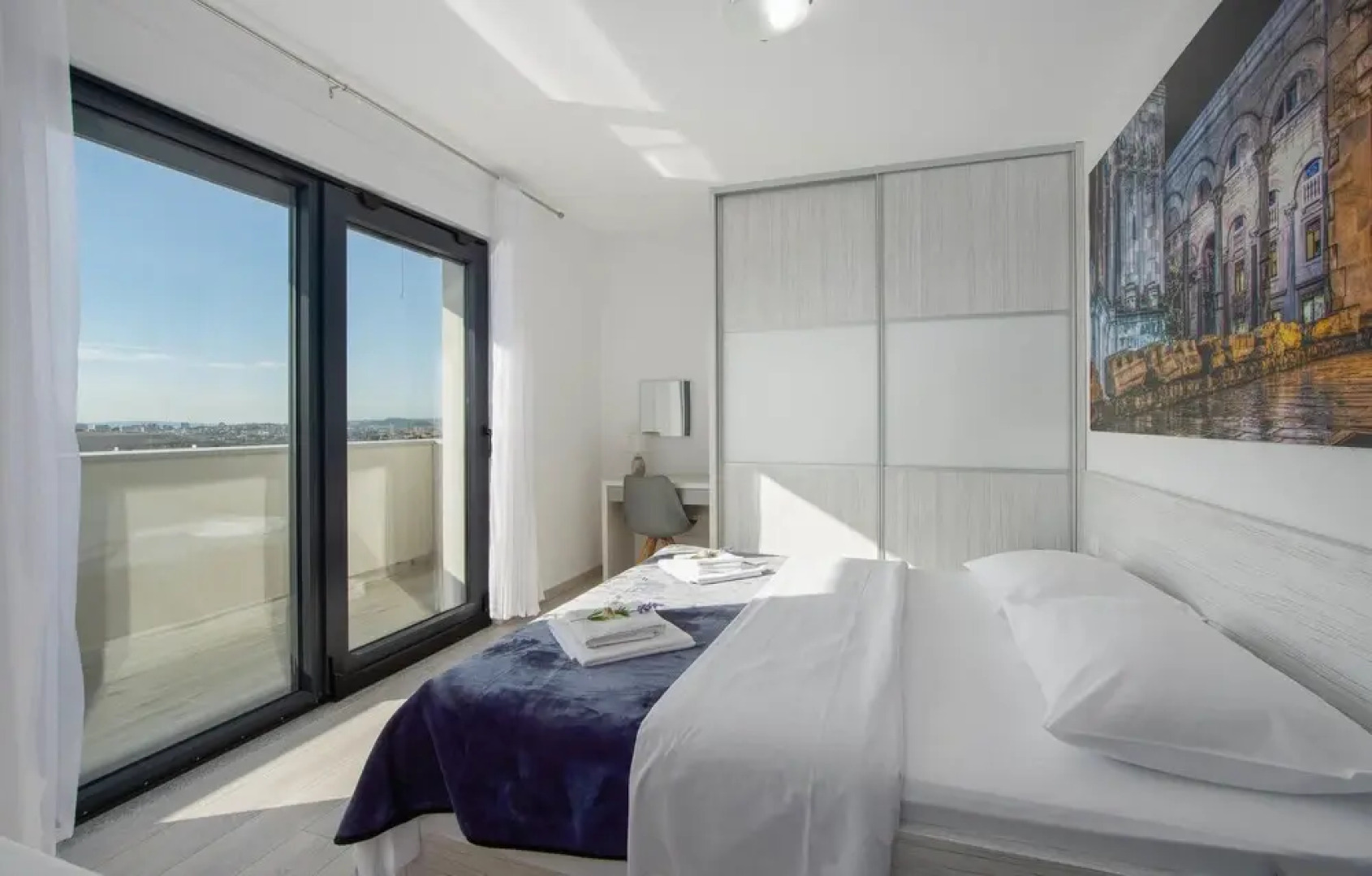 Nice Home in Kucine with WiFi, 4 Bedrooms & Hot Tub