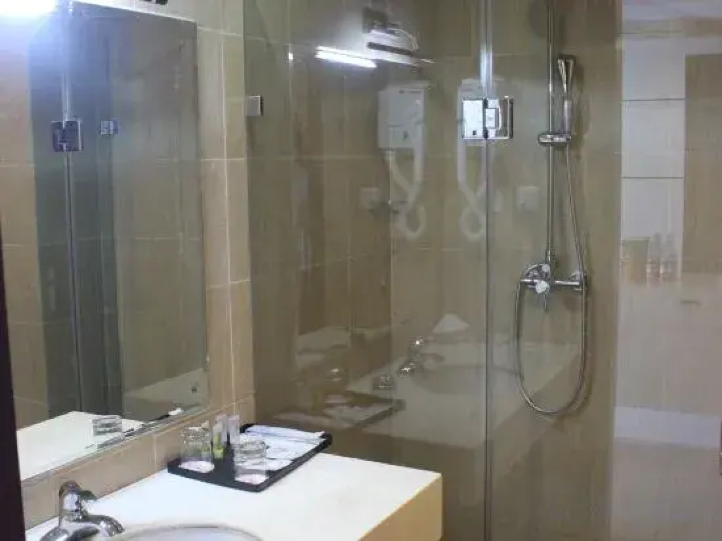 Tonghe Express Hotel