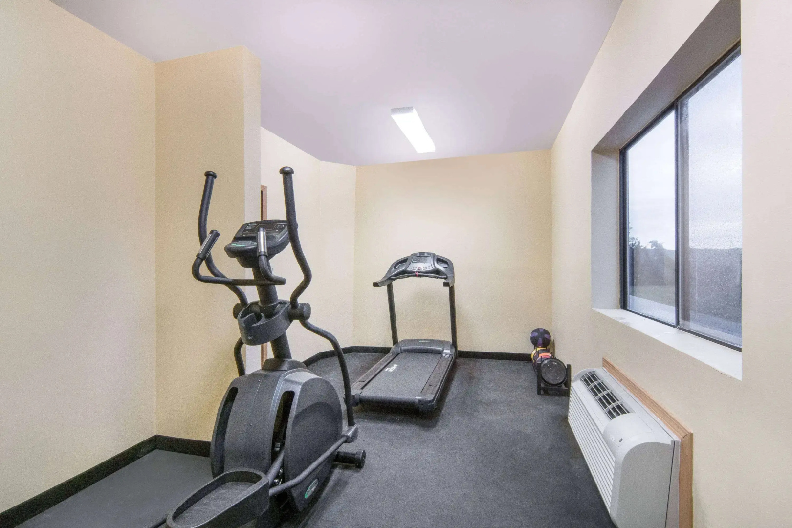 Days Inn by Wyndham Baytown East