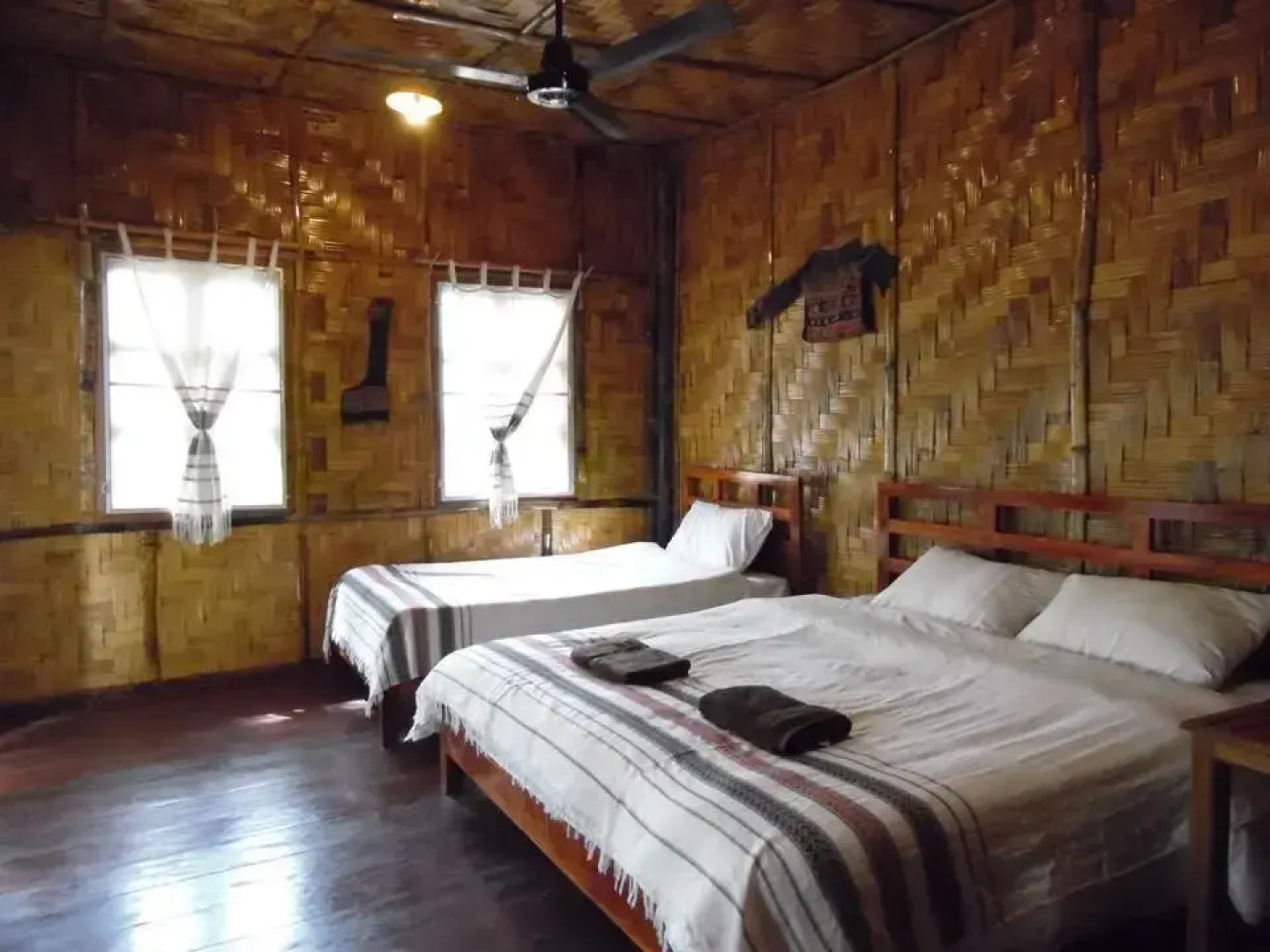 Namtha Riverside Bungalow