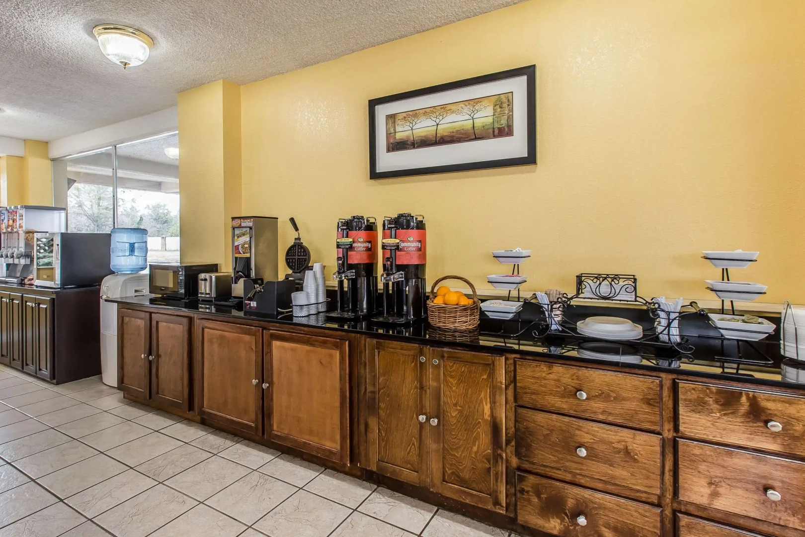 Econo Lodge Byron near Historic District - Warner Robins