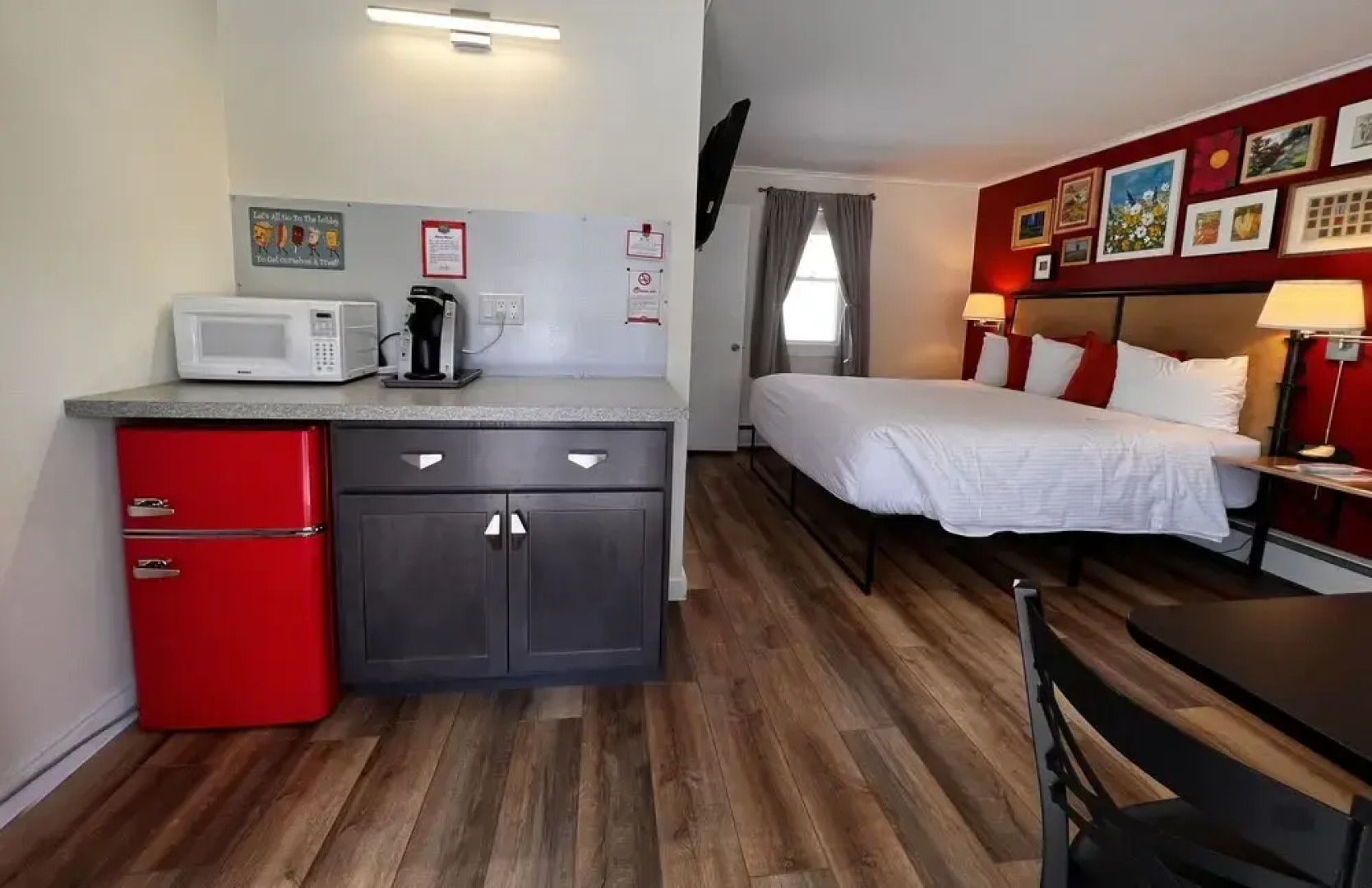 Sleep Woodstock Motel