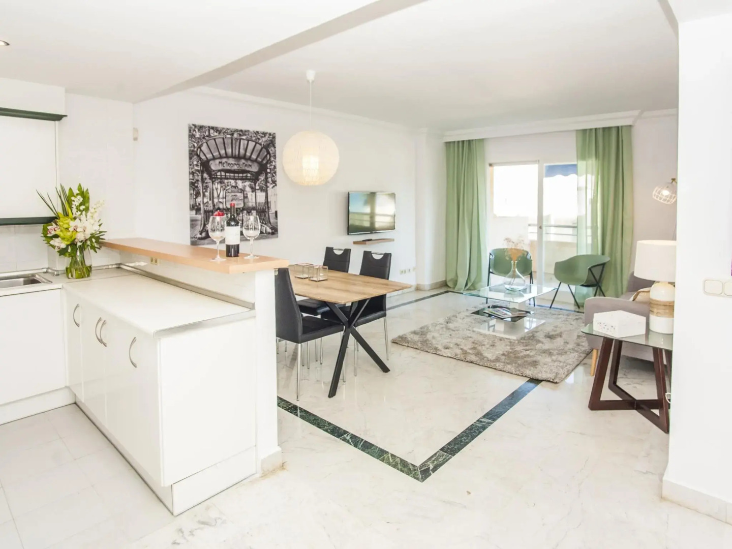 Marina de Banus sea views