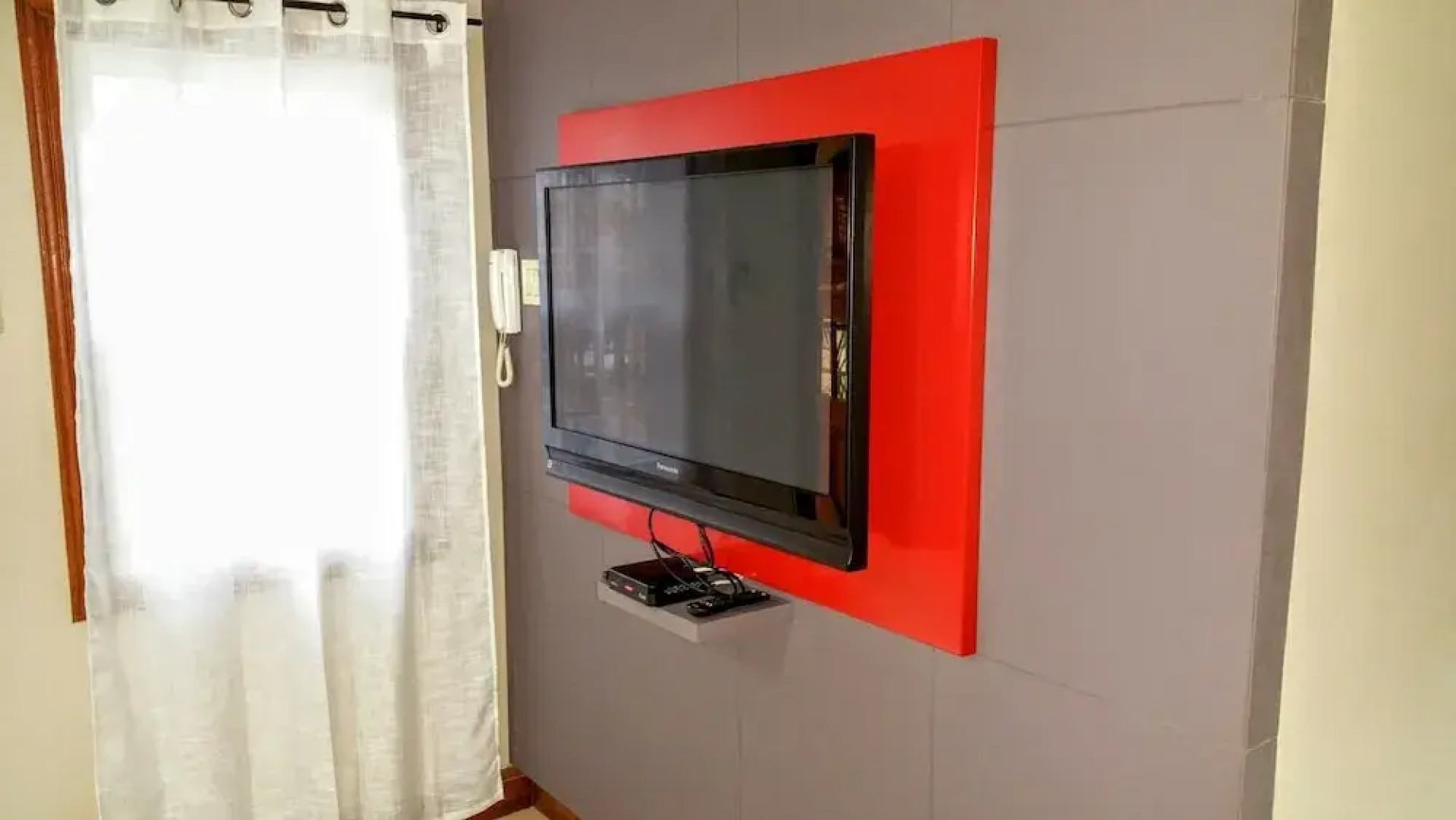 Modern London Decor Guest Apartments