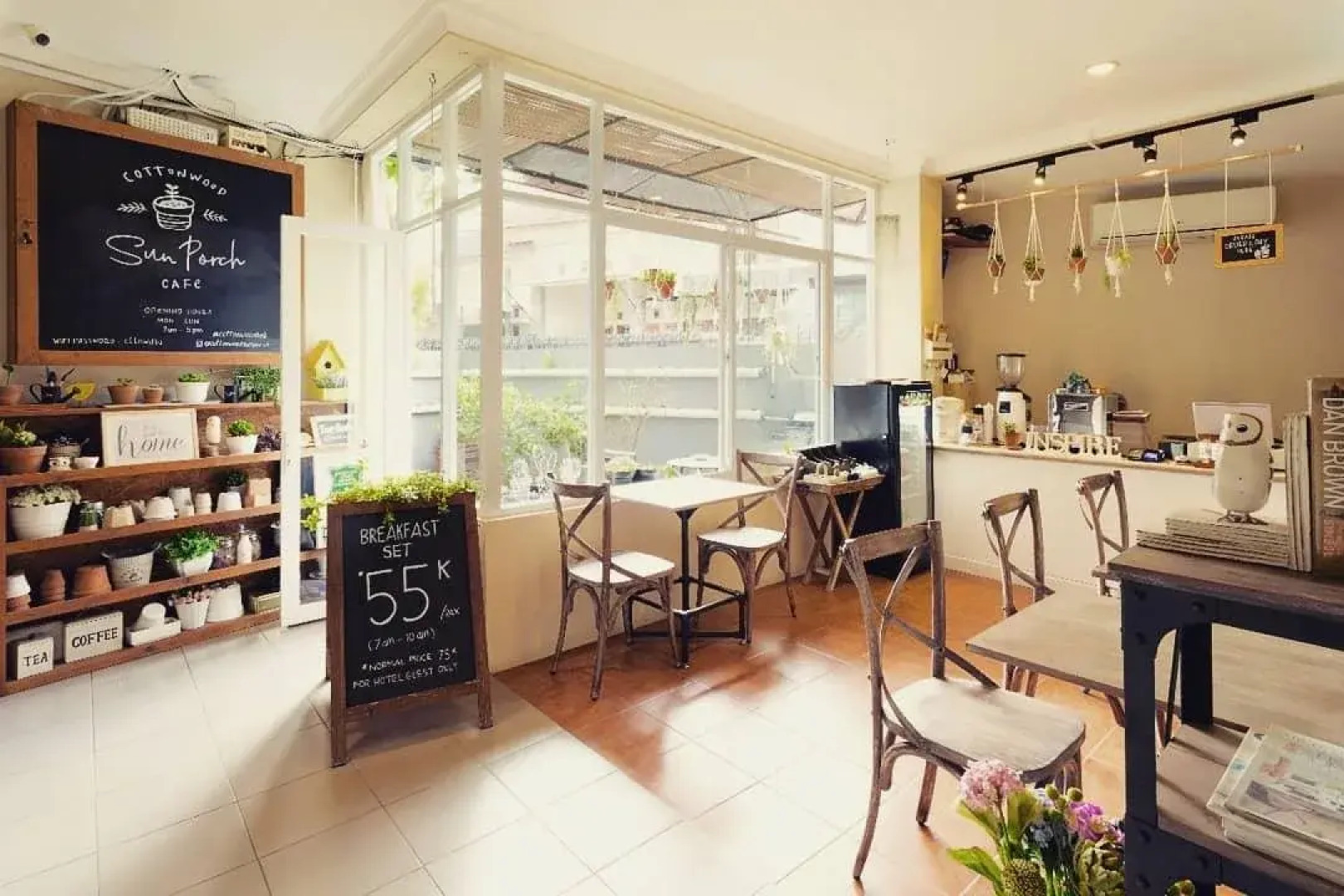 Cottonwood Bed & Breakfast House