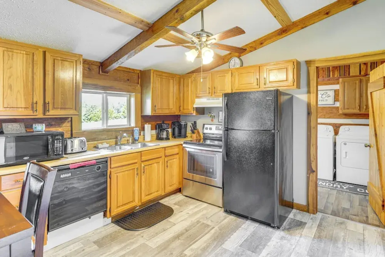 Rogersville Barn Apartment on 27 Acres w/ Pond!