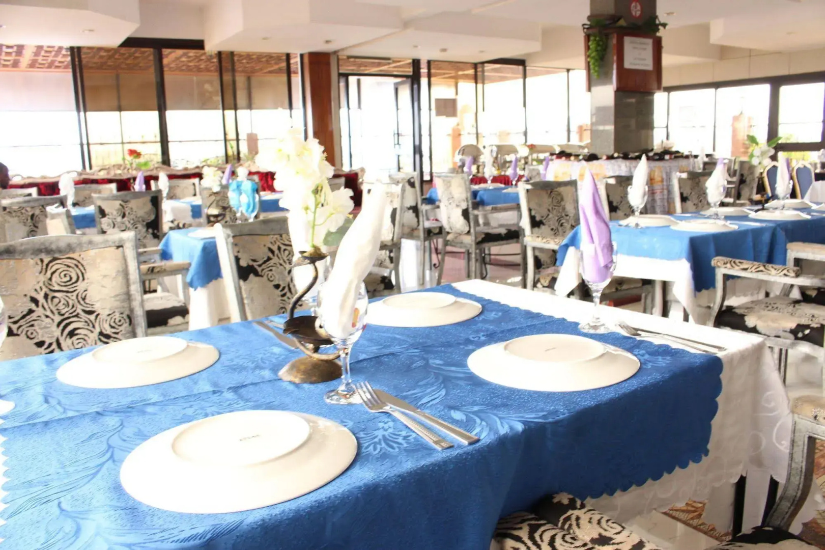 Tou'Ngou Hotel