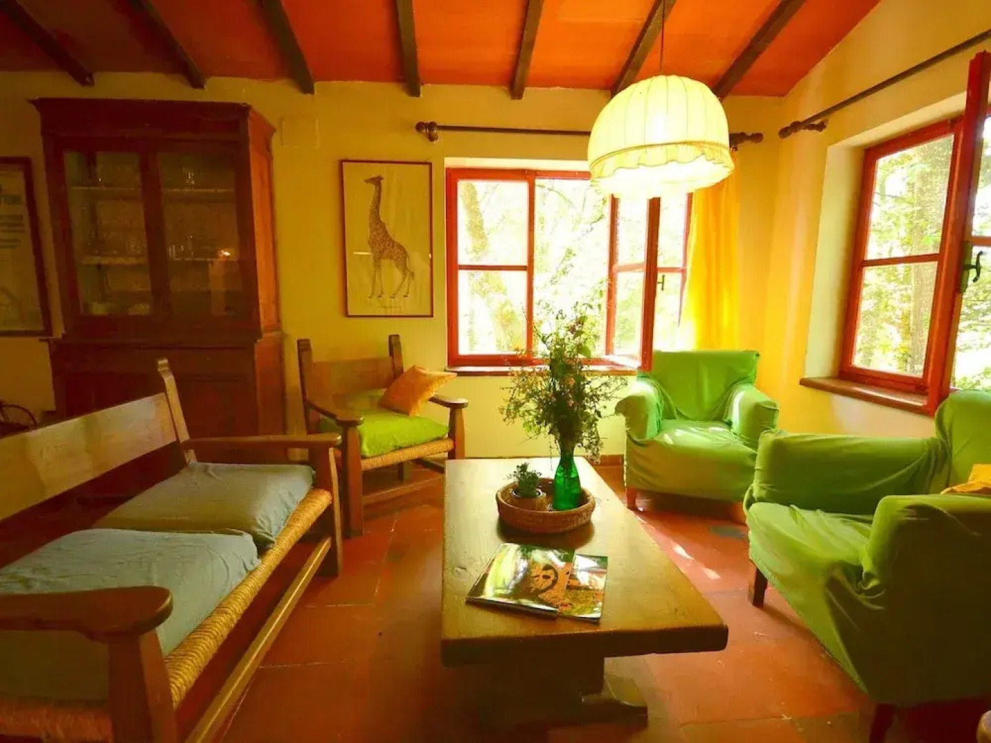 Spacious Home With Shared Pool