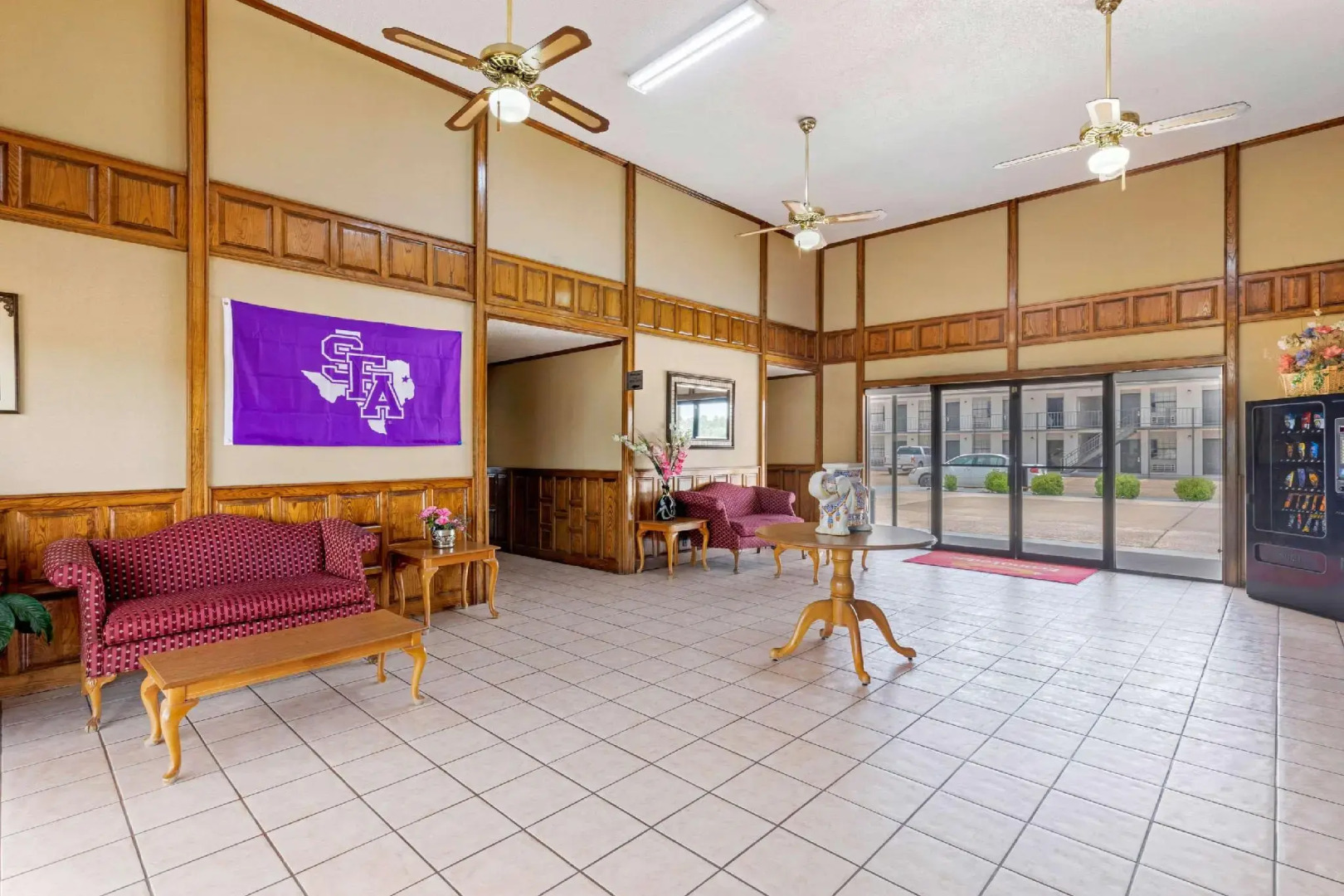 Red Roof Inn Nacogdoches