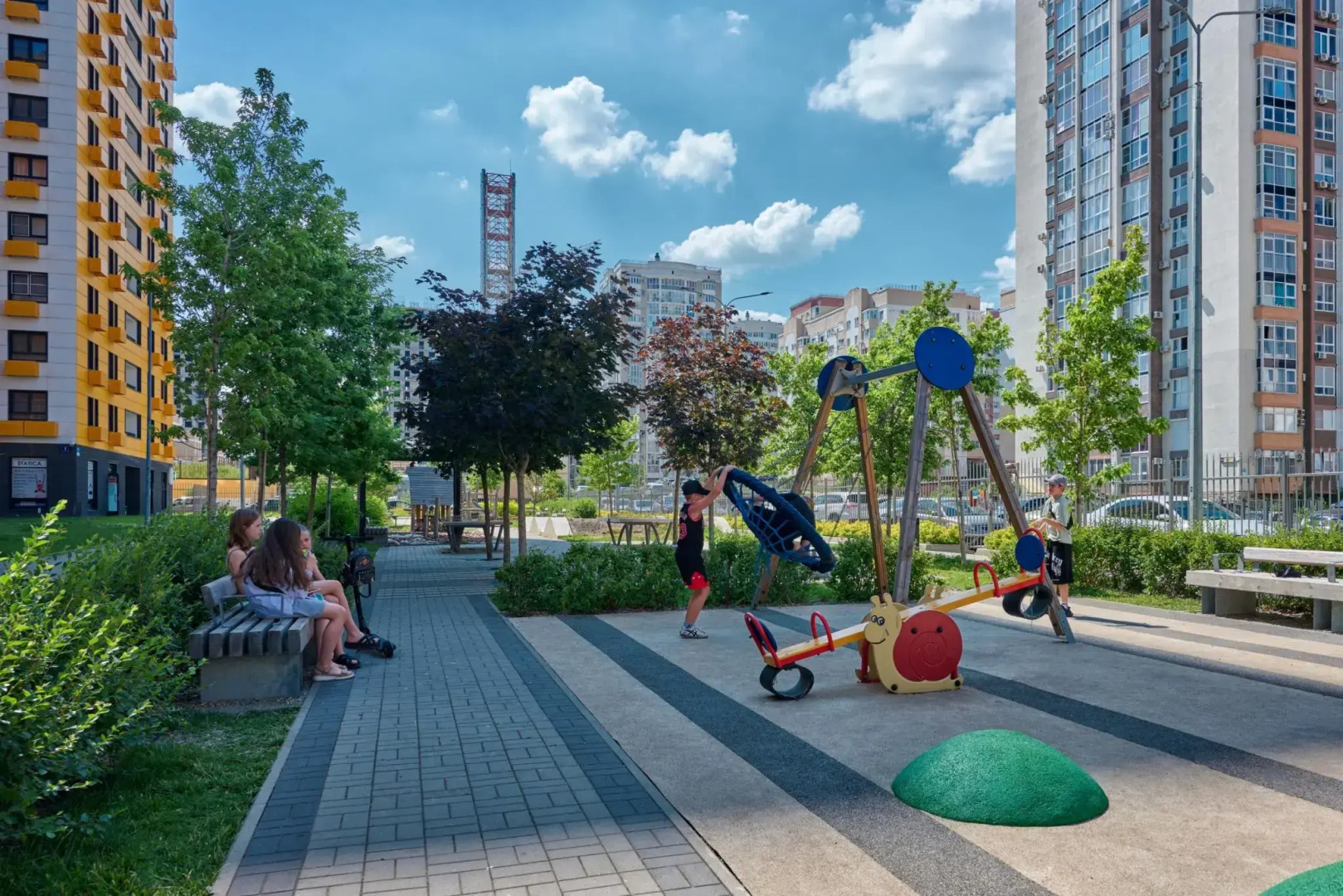 Apartment Maximum, Borisa Pupko St., 5k1