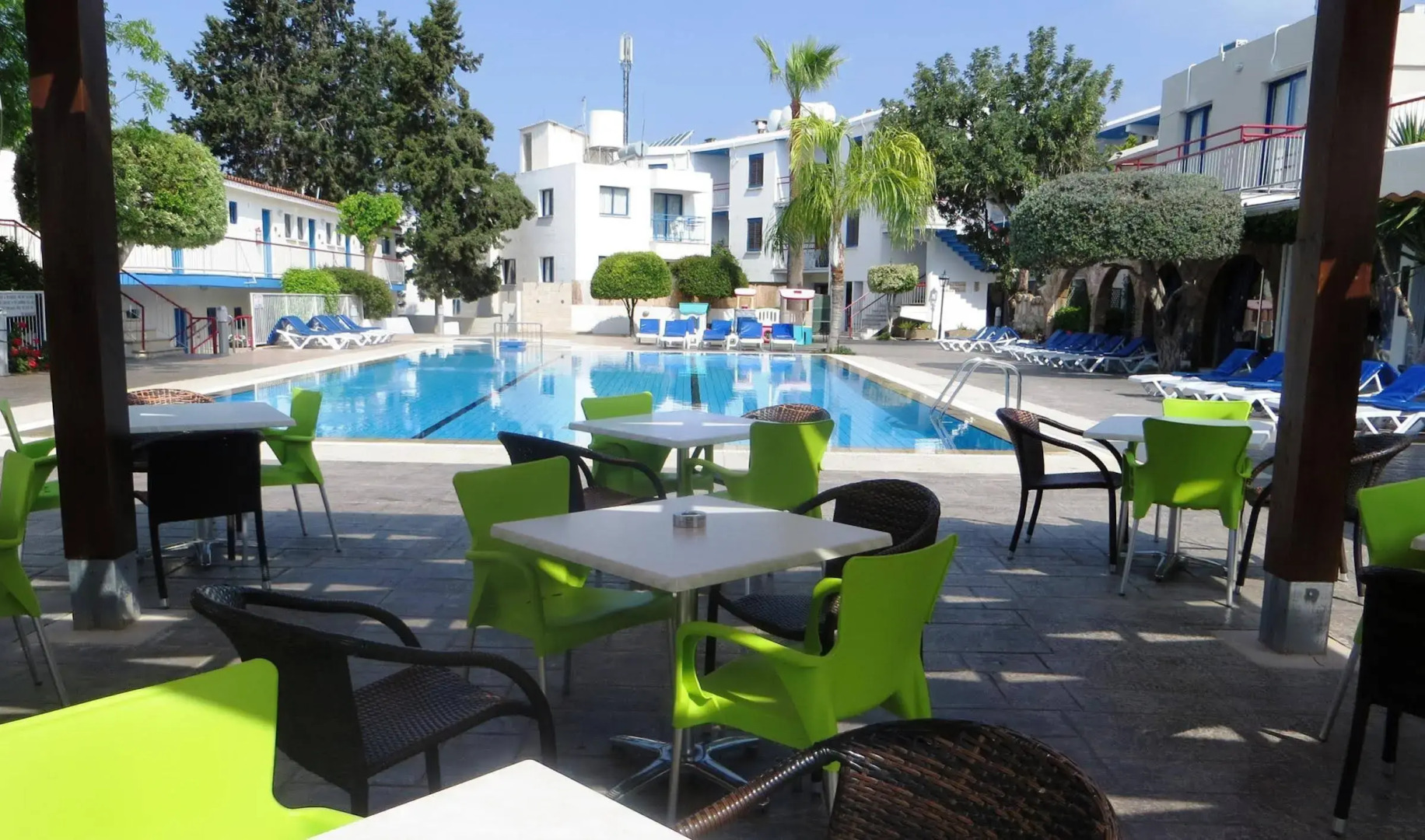 Green Bungalows Hotel Apartments