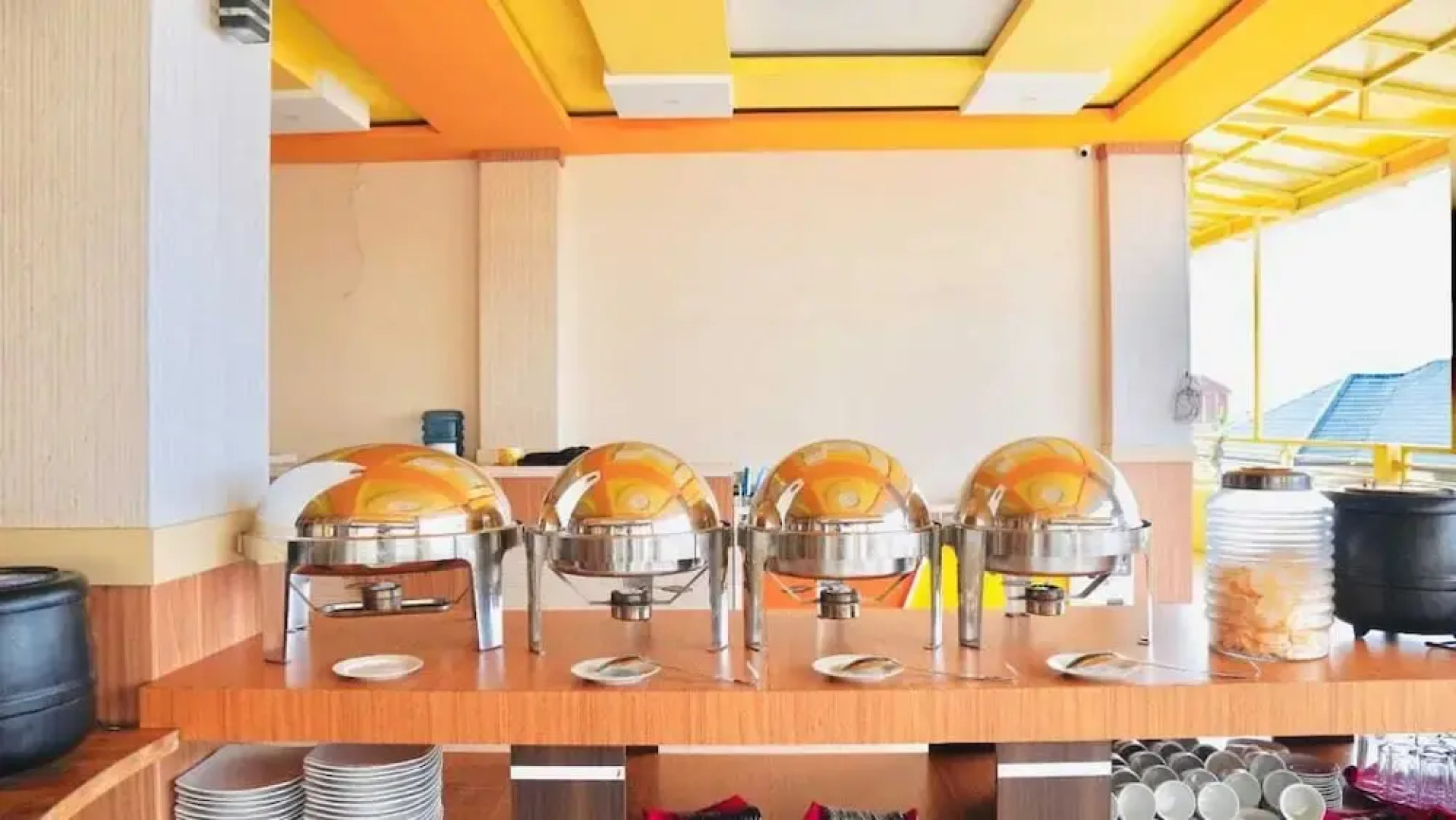 Hotel Amel Convention Hall