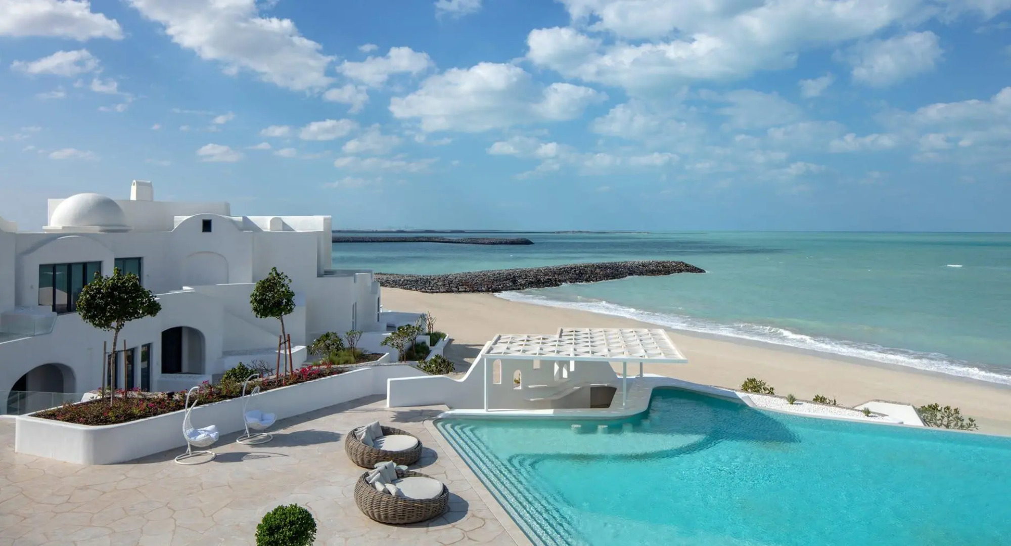 Anantara Santorini Abu Dhabi Retreat - Adults Only