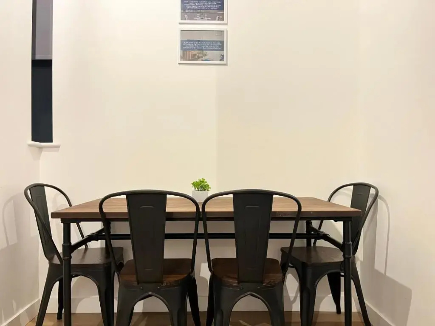 Duplex Apartments By Luxe Your Stays- Sandwell, West Bromwich