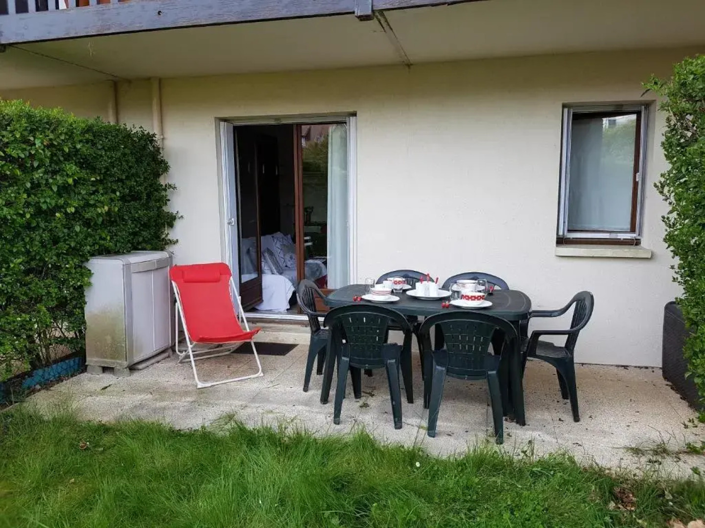 Appartement 2 pièces rez-de-jardin à 2 pas de la plage et de la thalasso