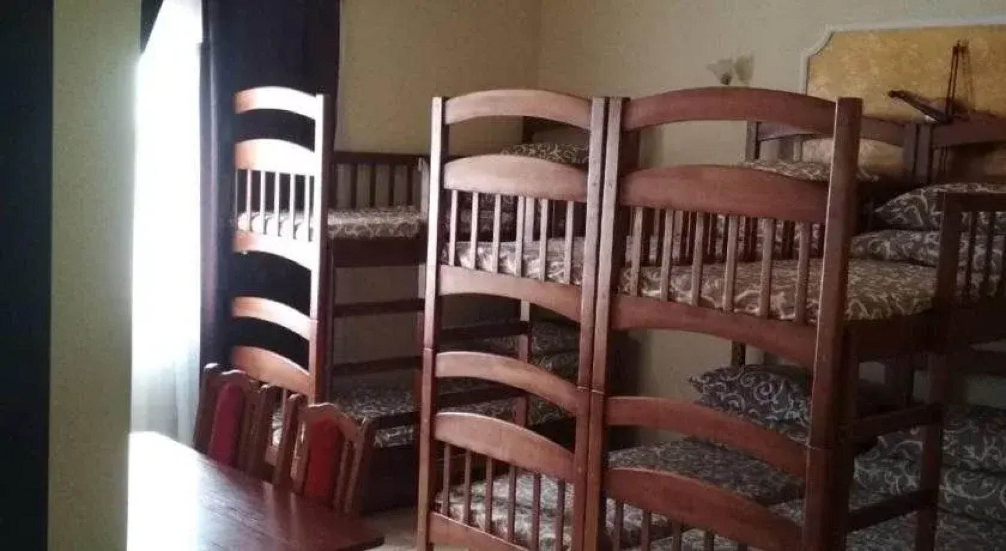 Отель Ватра