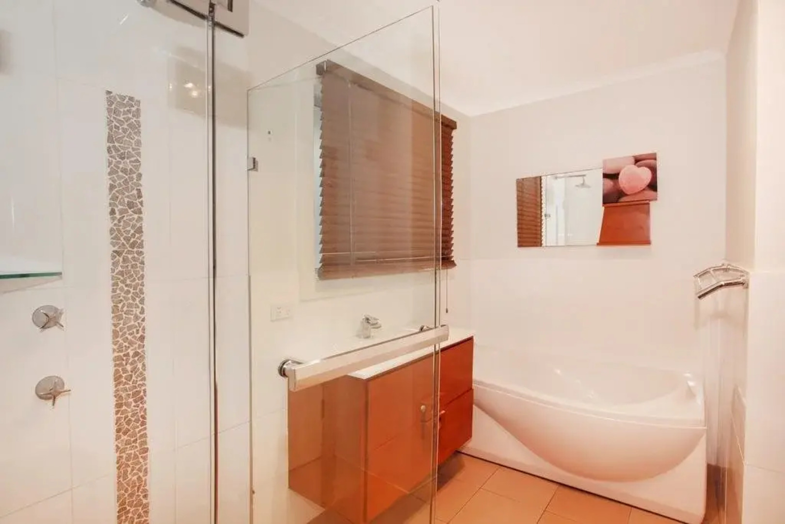 Mayfield 23 Holiday House