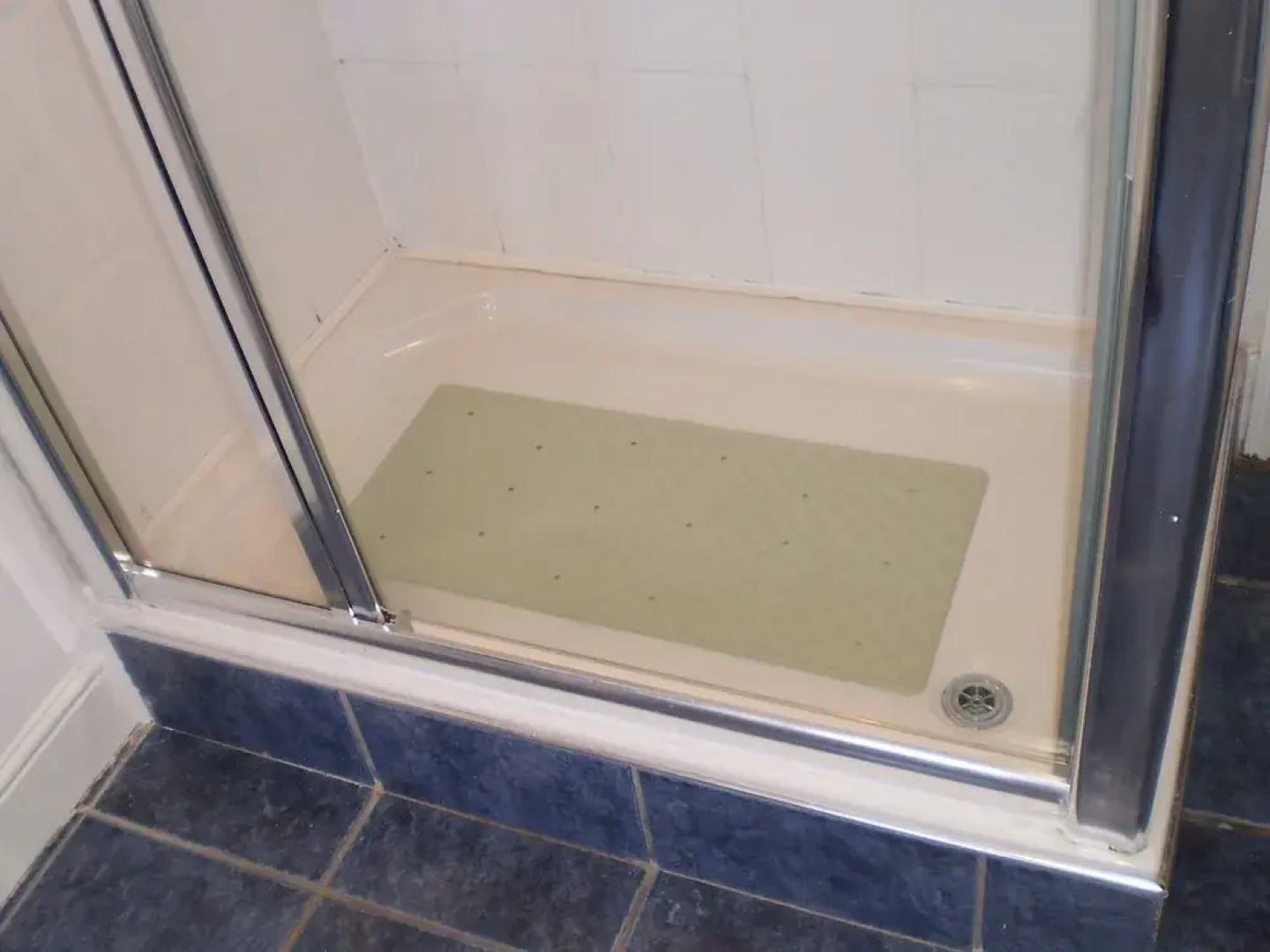 The Sportsmans Lodge