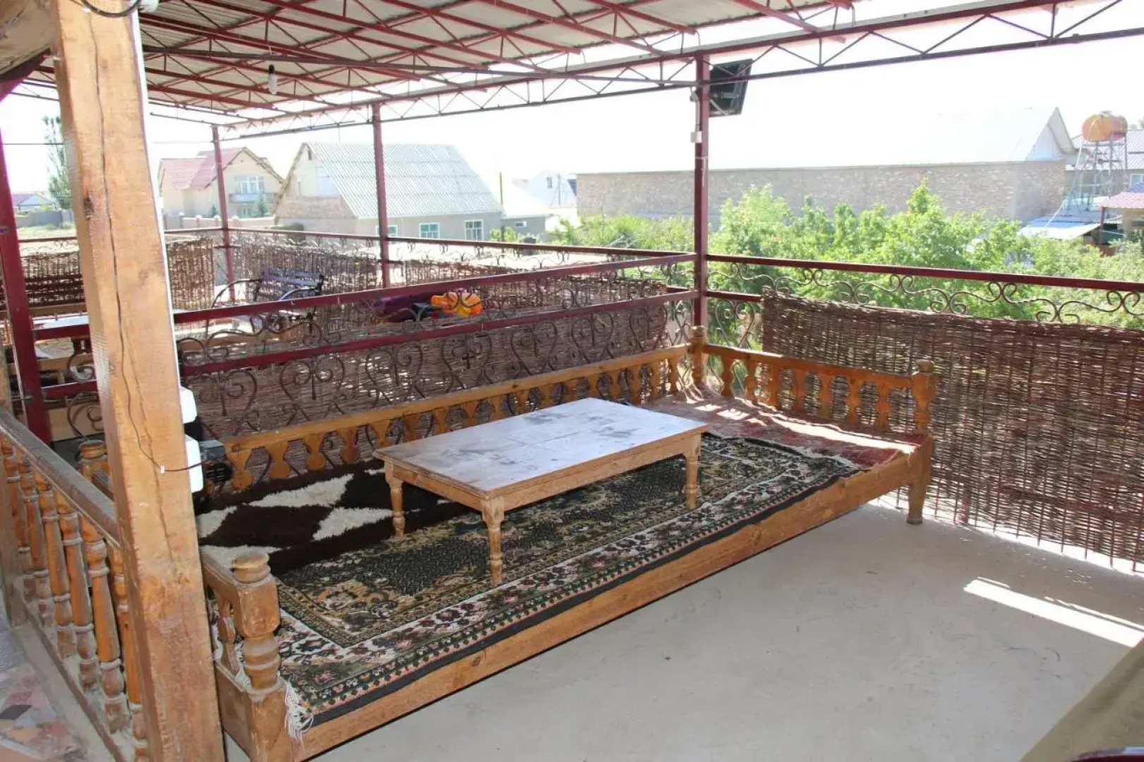 Guest House Caravan Tamchy