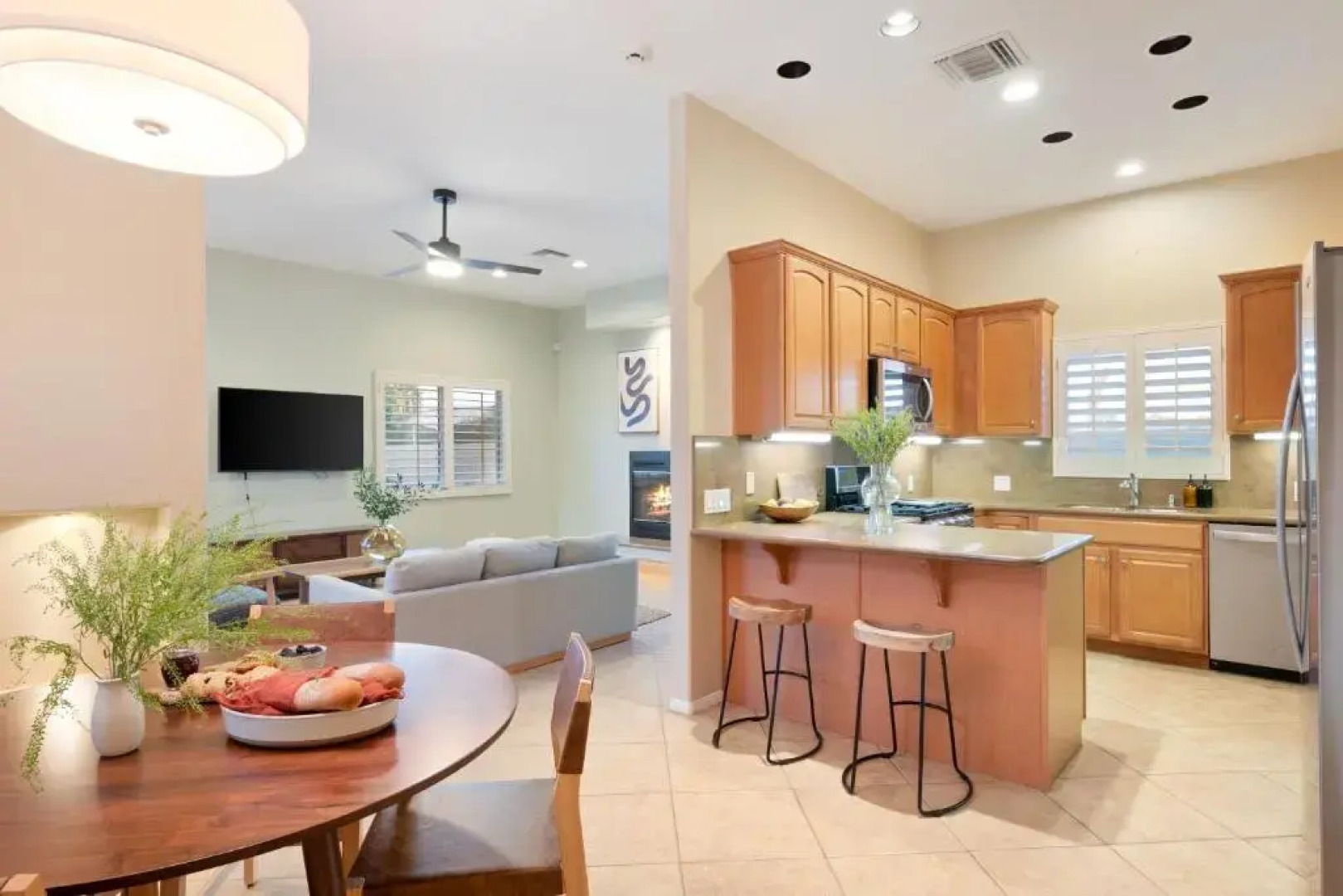 Casa Palmera by Avantstay Entertainer's Oasis w/ Guesthouse