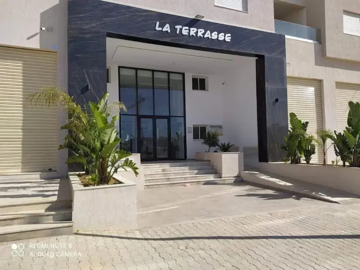 Magnifique appartement avec terrasse et piscine