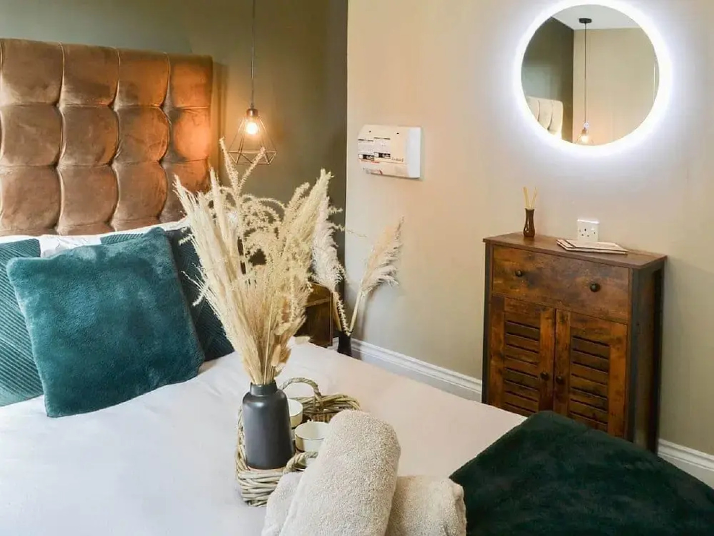 Remarkable 2-bed Lodge in Morpeth With Hot Tub