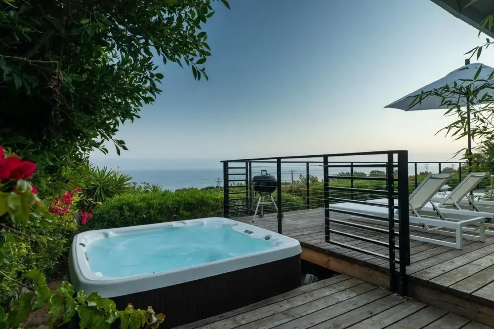 PCH 6 Bluff in Malibu