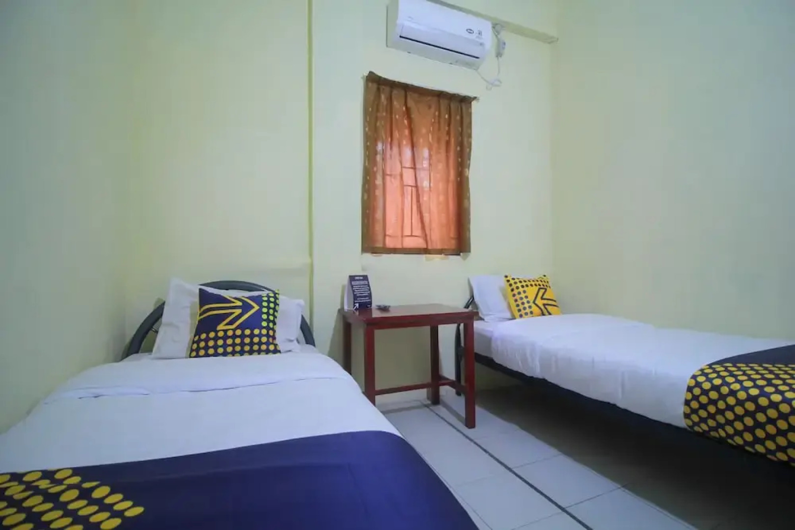 SPOT ON 2305 Andys Nur Penginapan