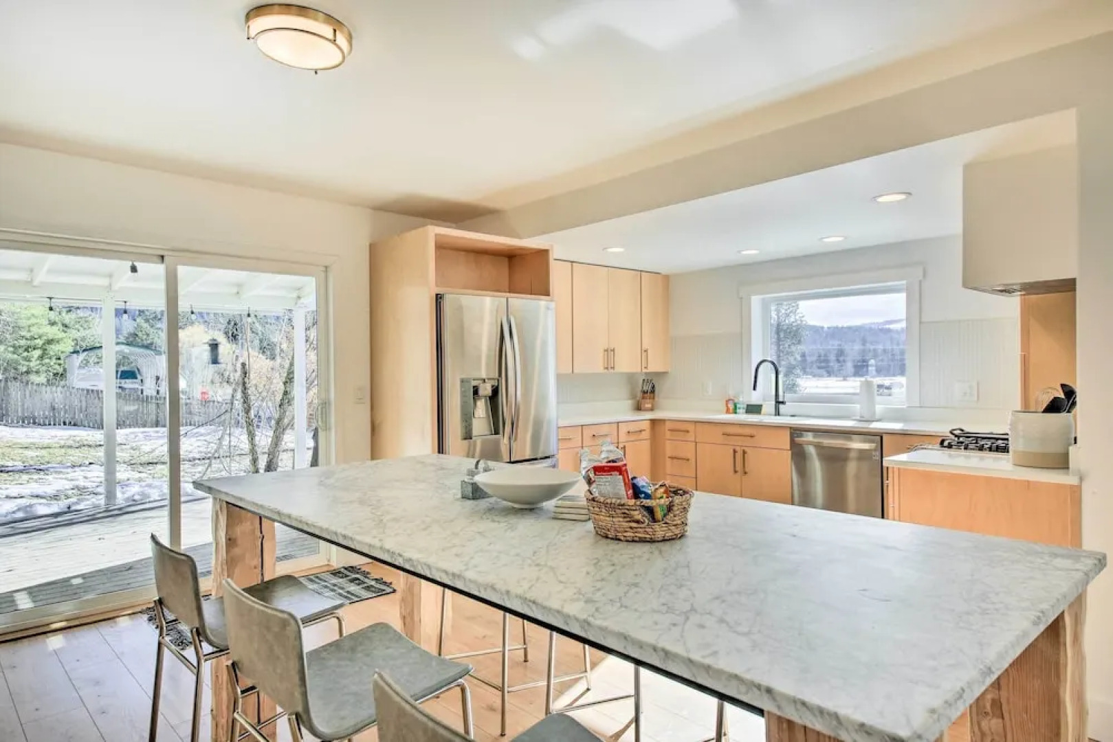 Sagle Family Getaway < 1 Mi to River & Beach