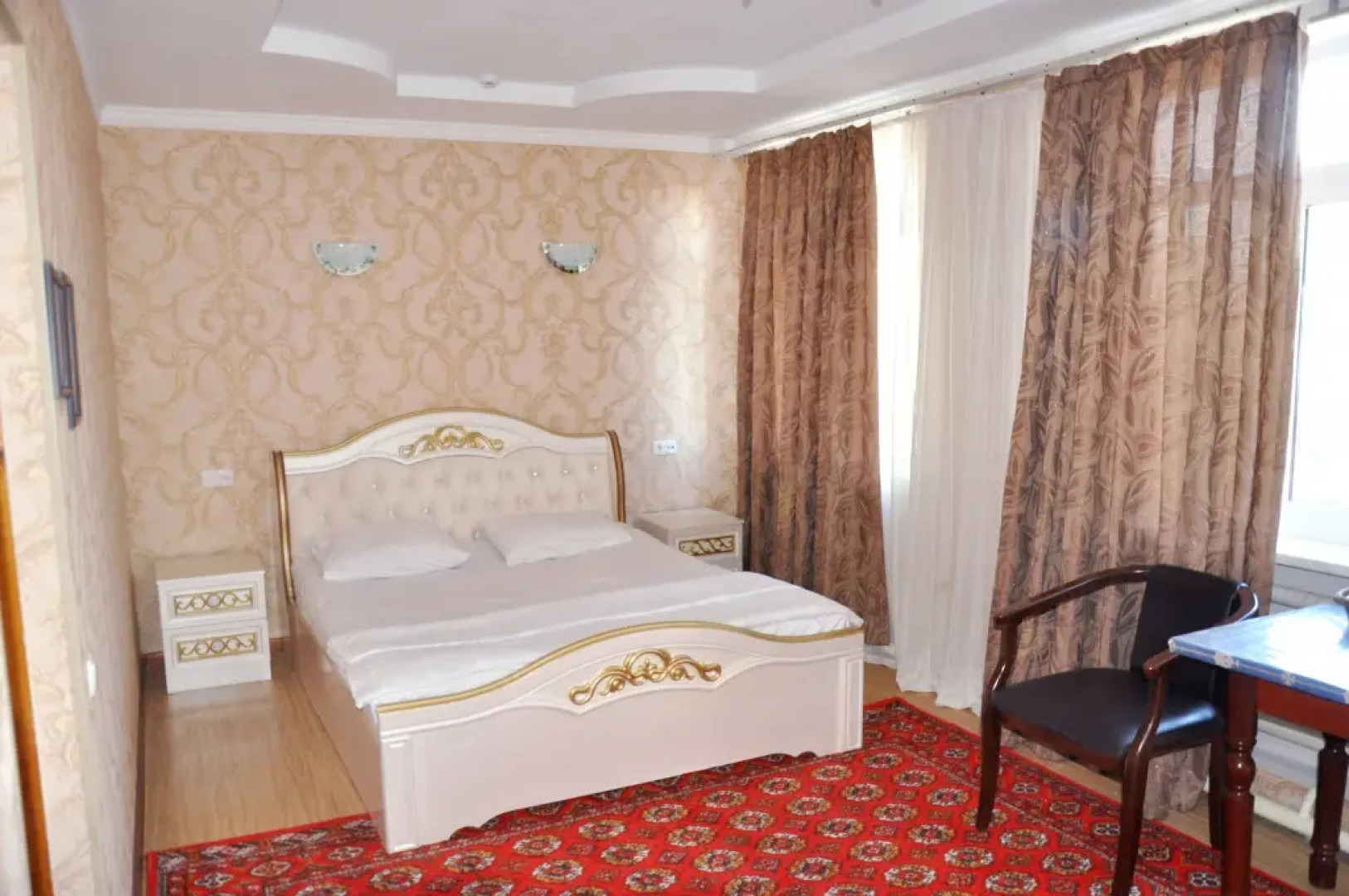 Shinam Hotel