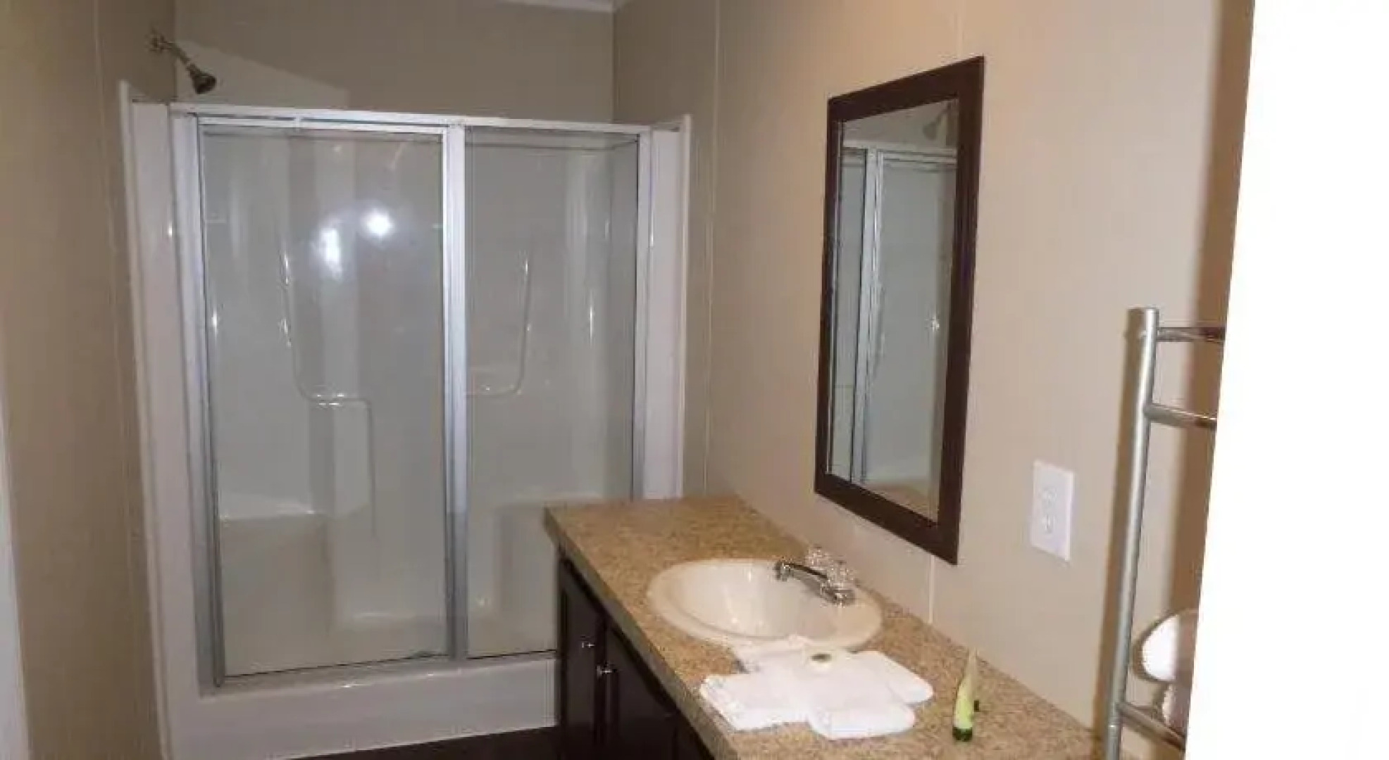 Double Barr Cottages