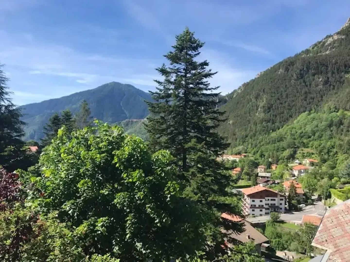 House with 3 Bedrooms in Saint-Martin-Vésubie, with Wonderful Mountain View, Furnished Terrace And Wifi - 7 Km From the Slopes