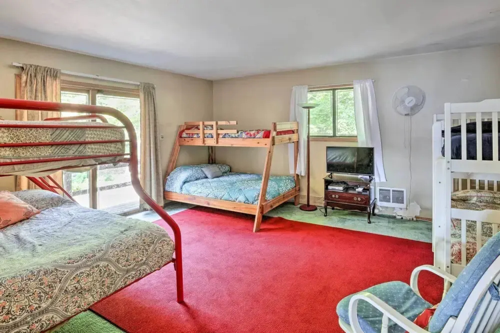 Lakefront Retreat w/ Dock & Yard in Tobyhanna!