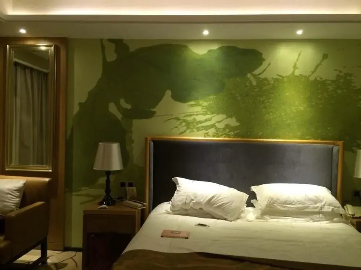 Hangzhou Yin Long Will Leisure Theme Hotel