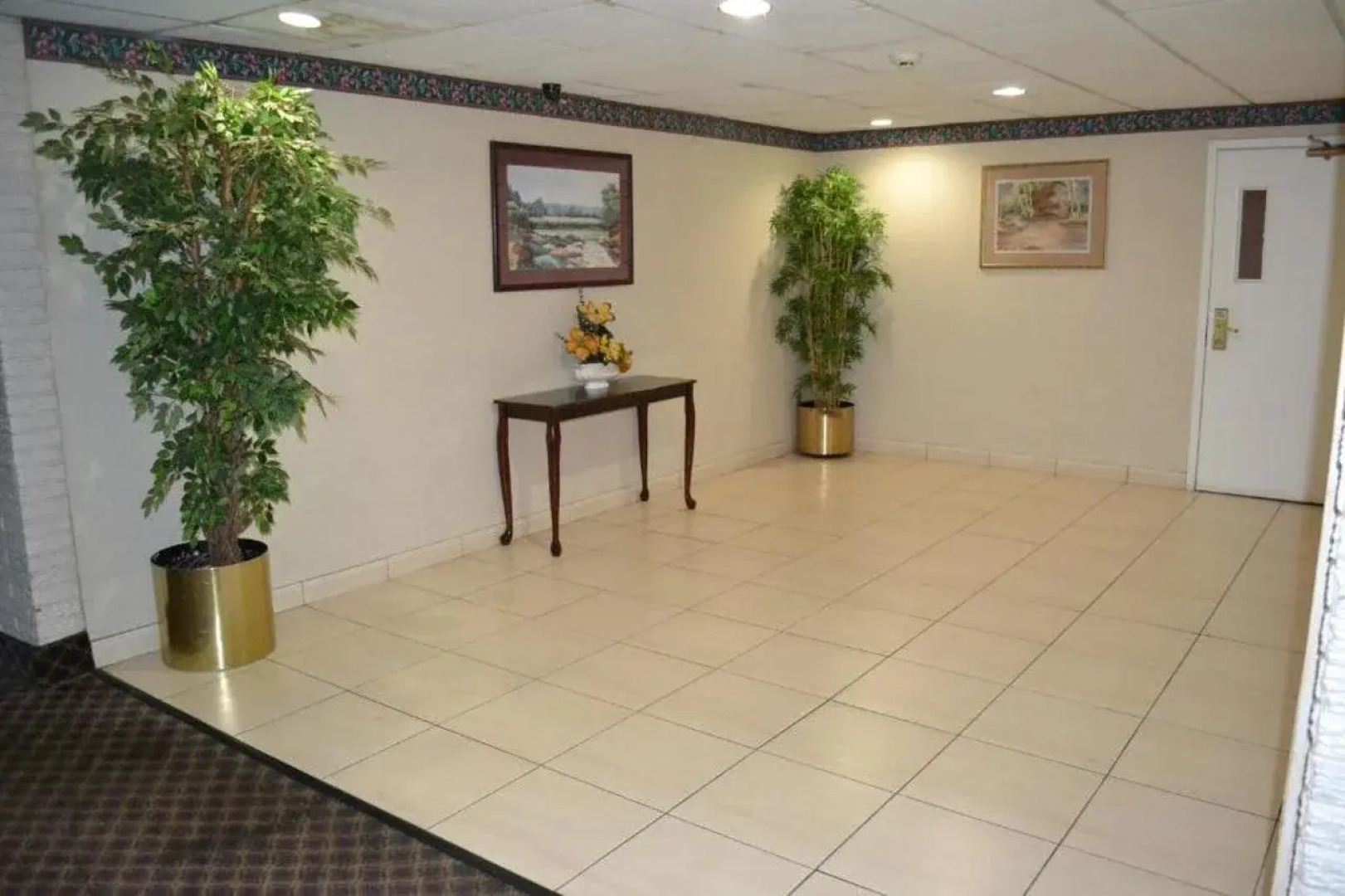 Town Inn & Suites South Plainfield-Piscataway