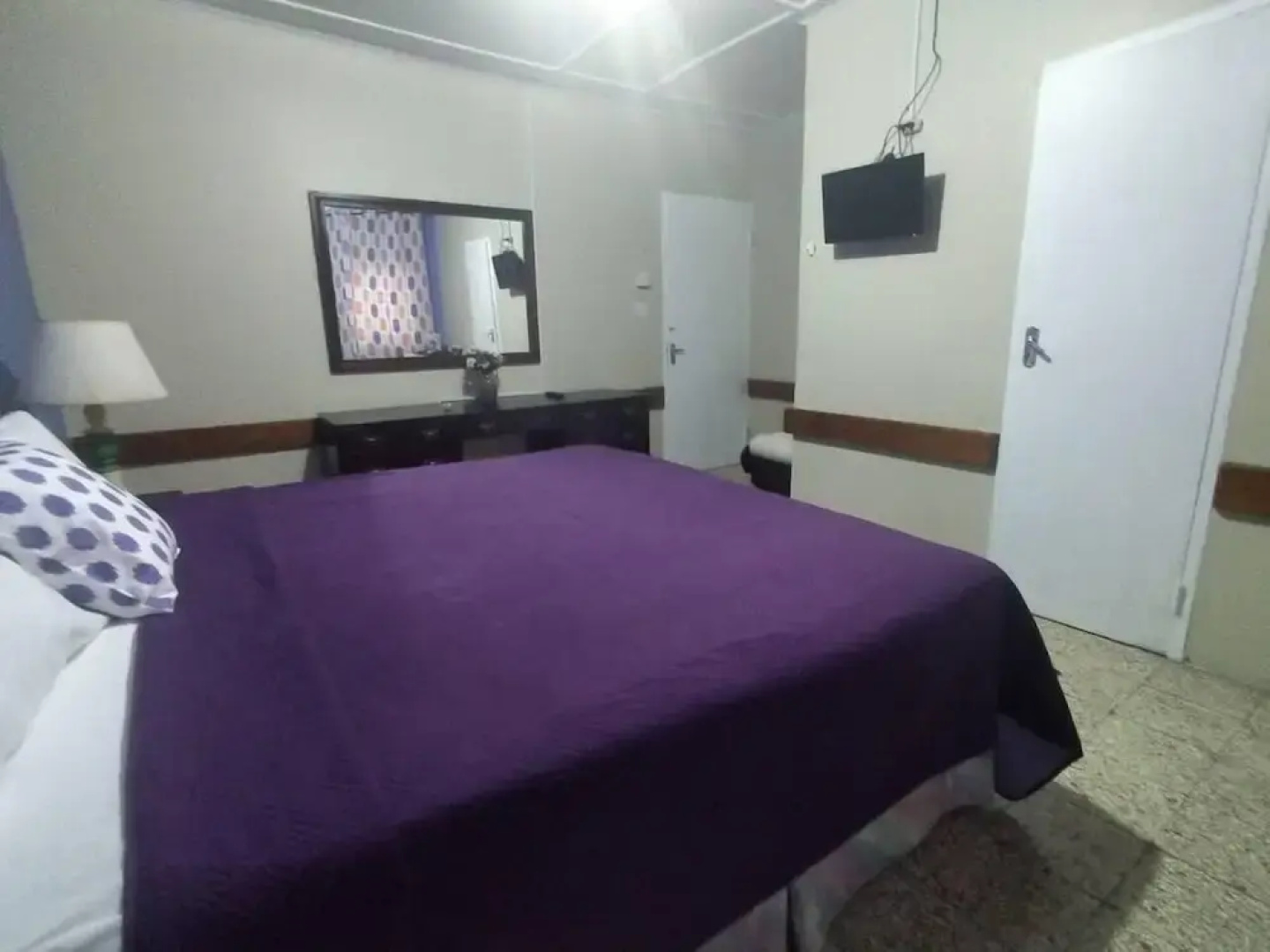 Entire 6-bedroom Villa Free Parking With Fast Wifi