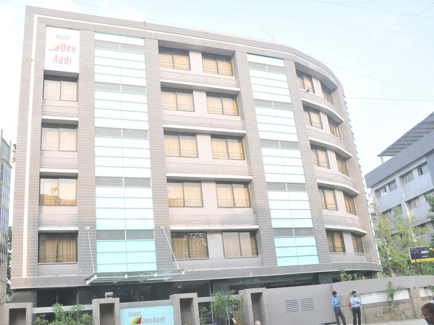 OYO 4938 Hotel Dev Aadi