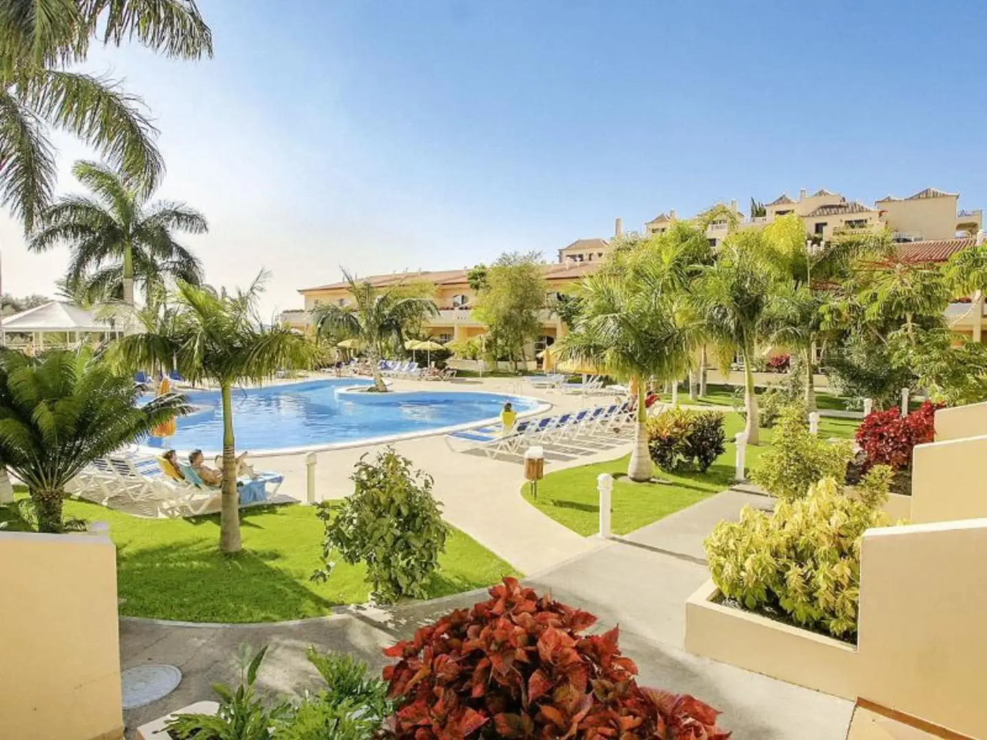 Apartamentos Jardín del Conde