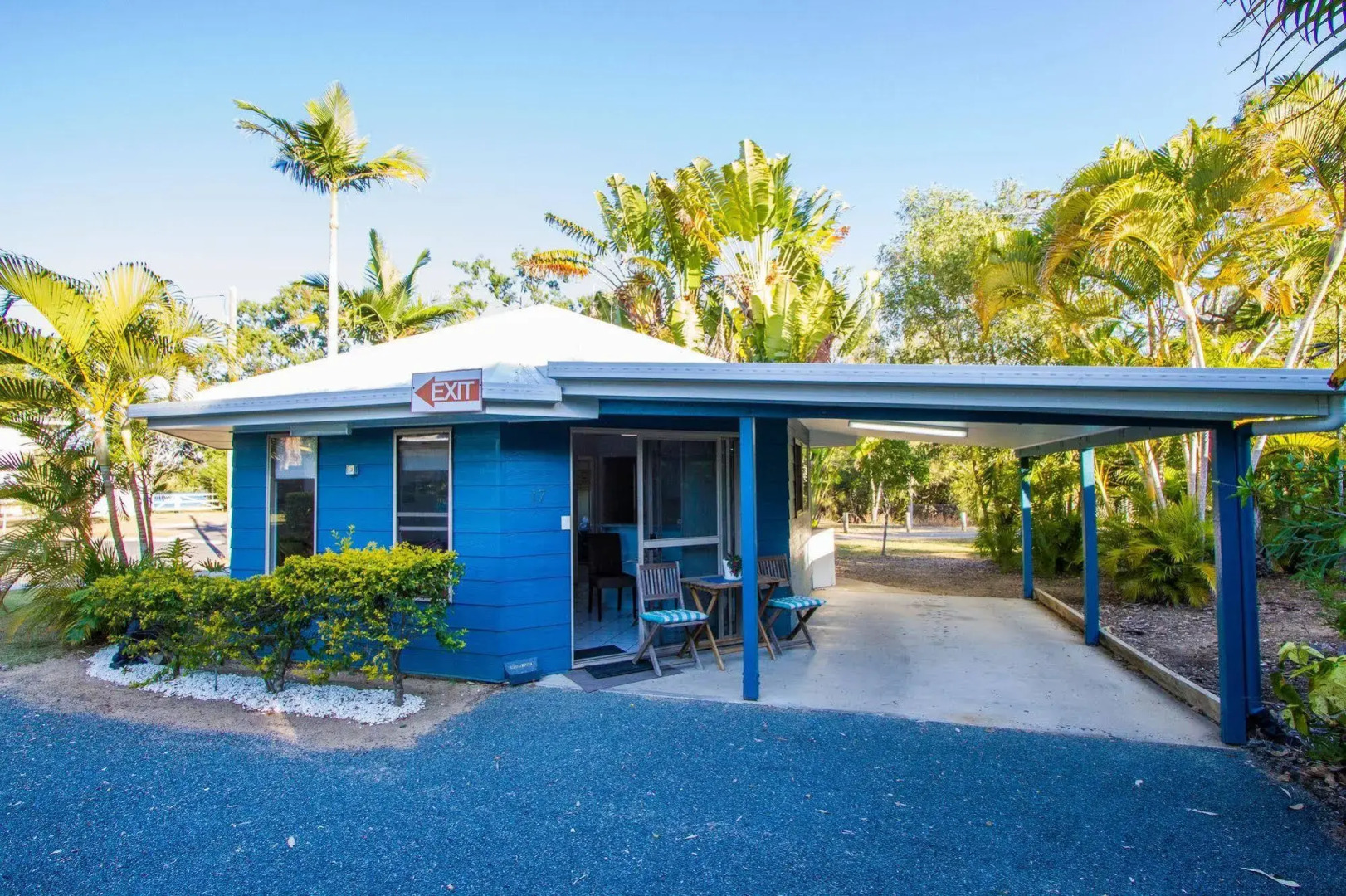 Boyne Island Motel and Villas