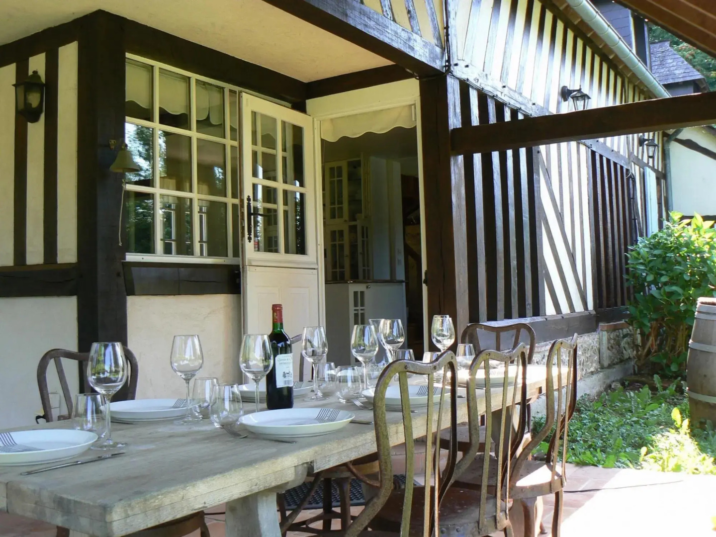 Estate in Normandy With Pool & Tennis Court