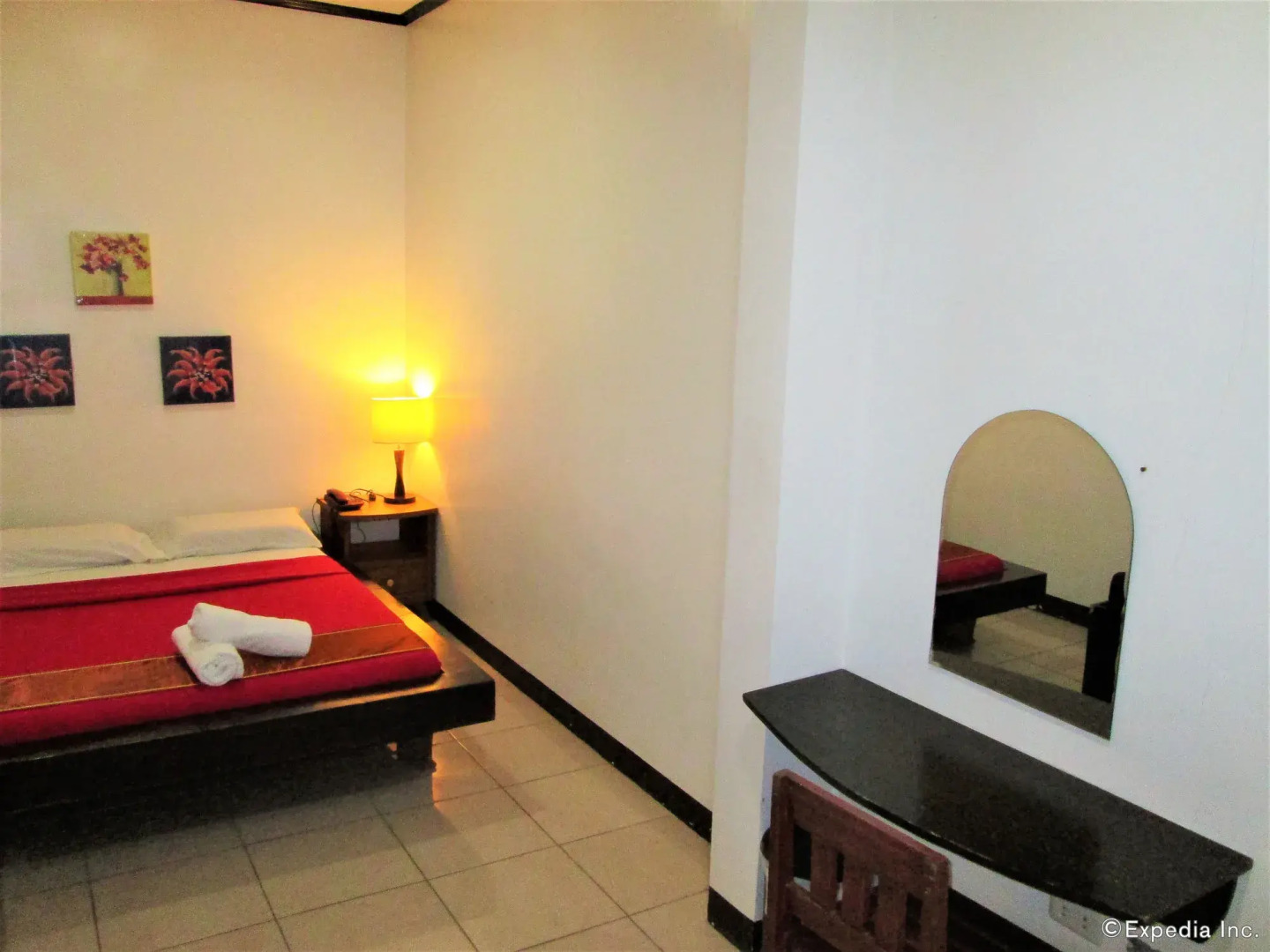 St. Nicolas Inn CDO City Center