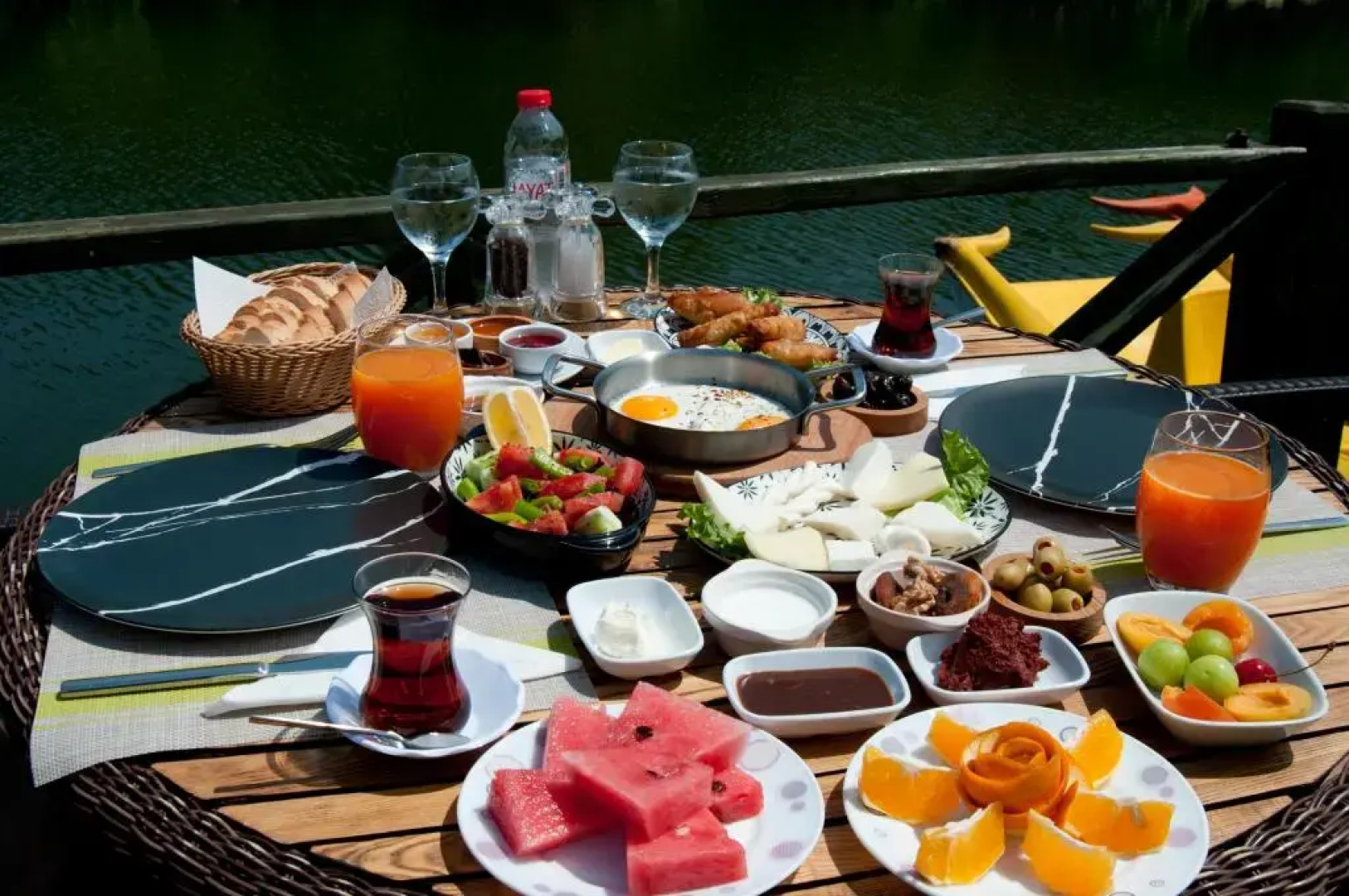 Gizemli Nehir Bungalov