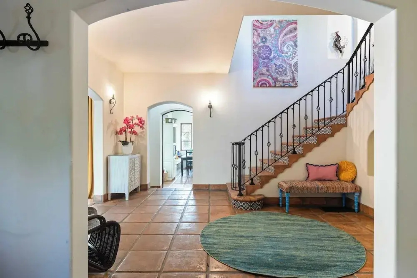 Luxe 7bdr Oasis w/ Pool, Putting Green, Game Room Villa Del Gallo by Avantstay