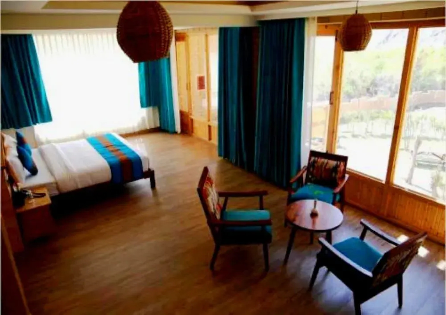 Stone Hedge Hotel - Hunder