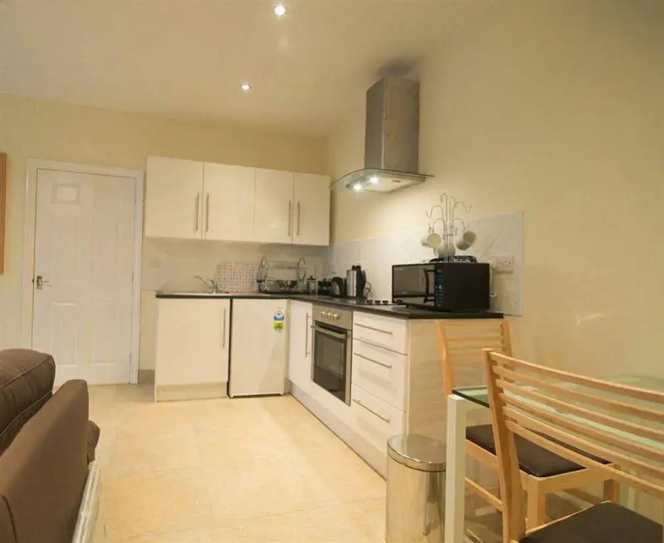 Treetops Cottages & Spa