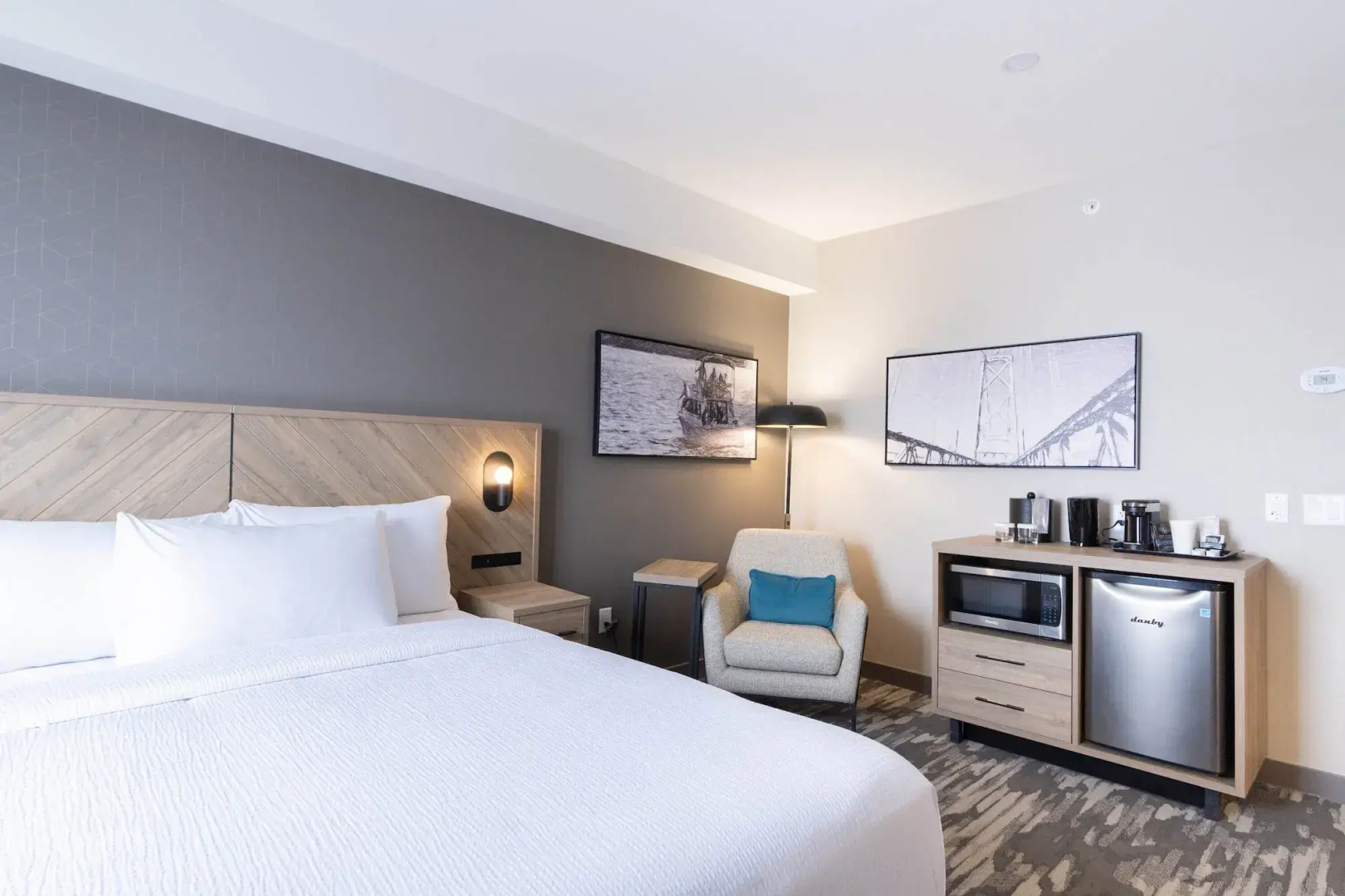 Sandman Signature Dartmouth Hotel & Suites