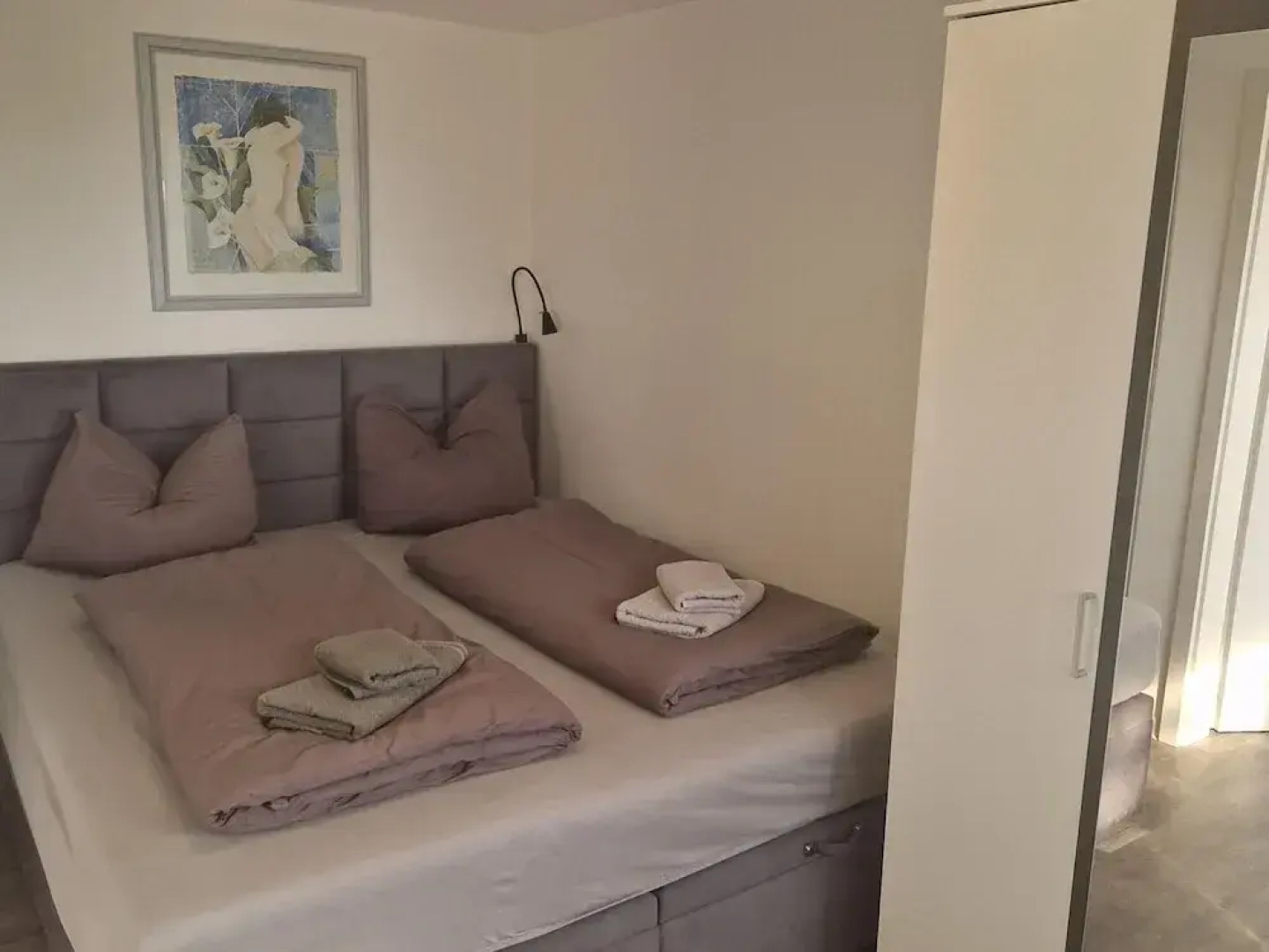 Comfort Near Castle Views