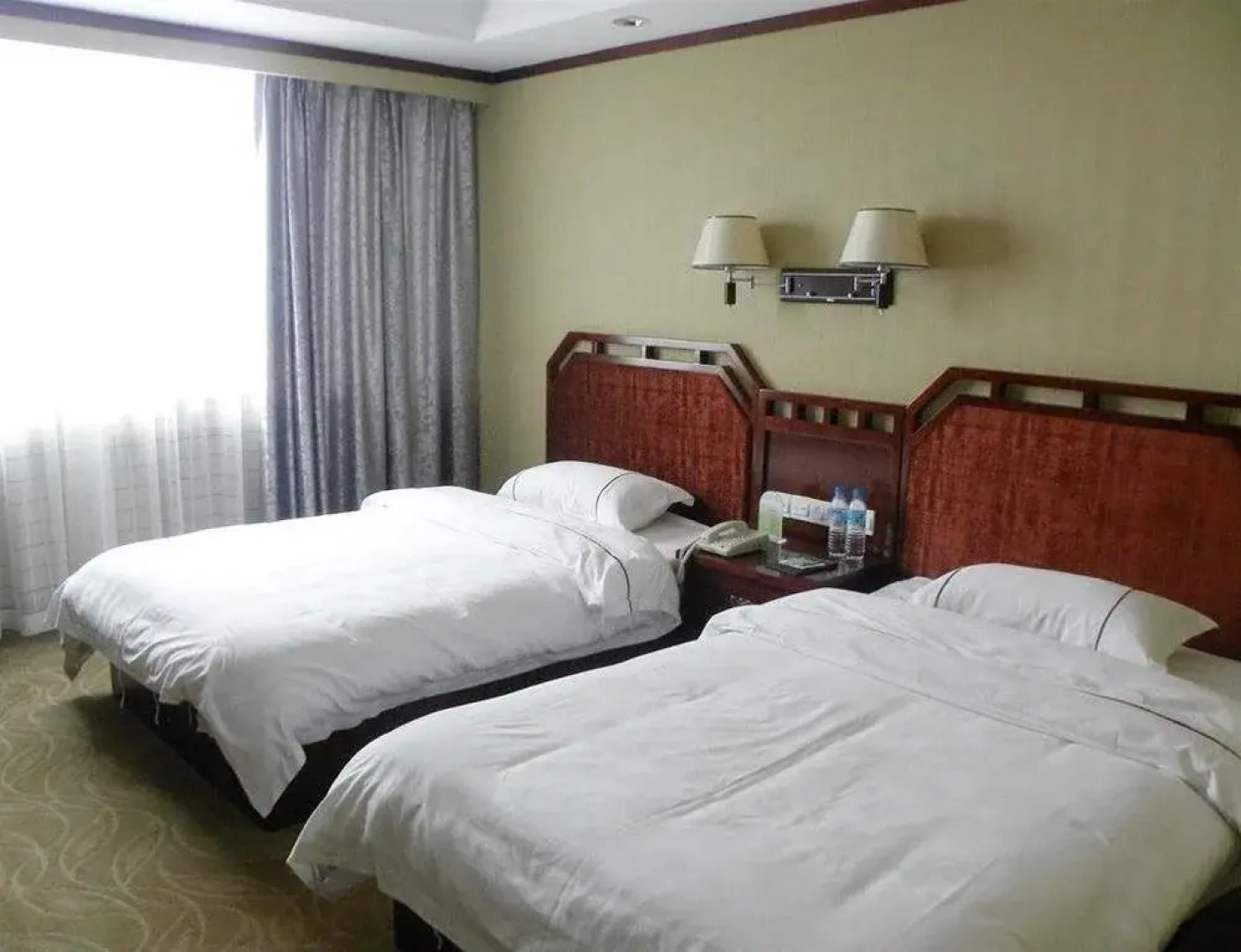 Century Plaza Qidu Hotel