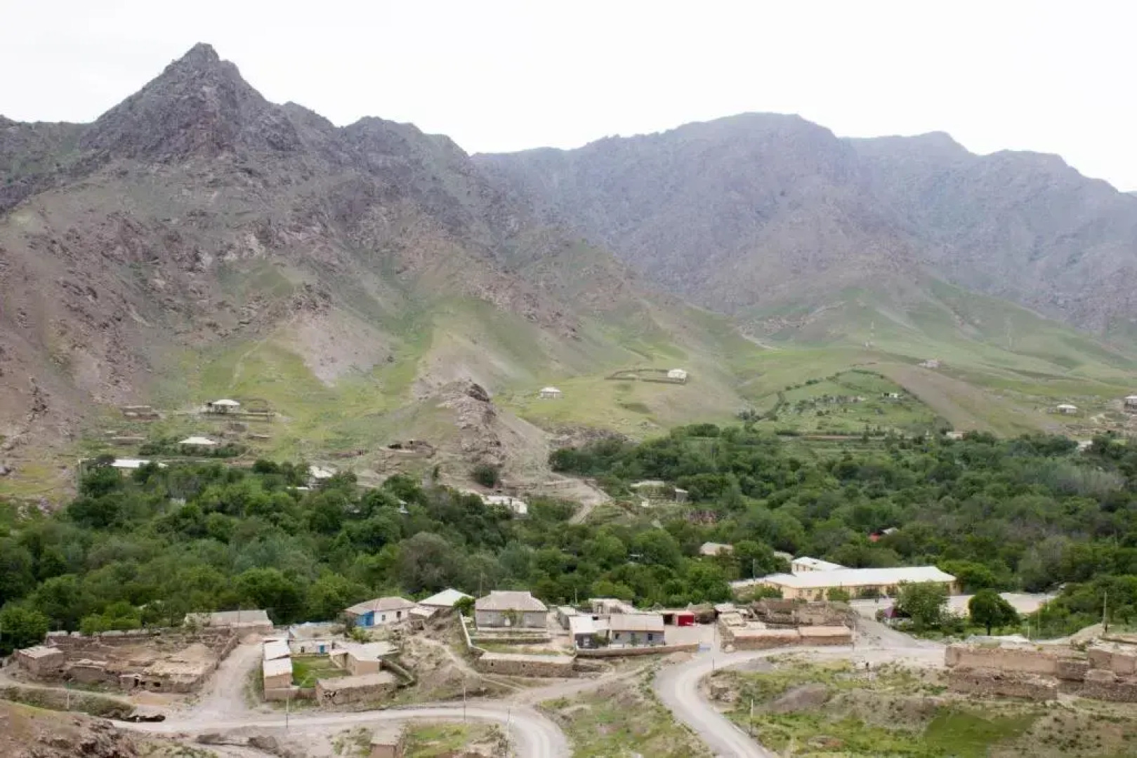 Komil`s homestay in Sentyab village
